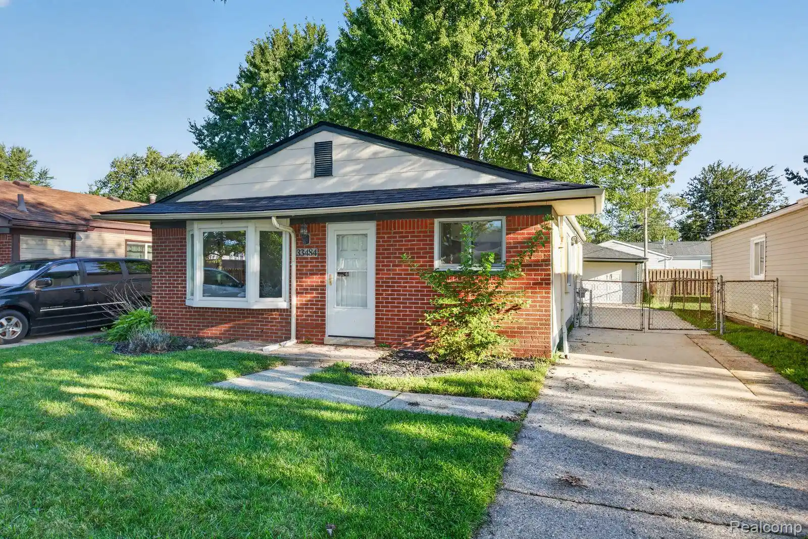 Photo 1 of Single family home for sale at 33484 Krauter St, Westland, MI 48185 | MLS# 20261075840 | Listing updated on 2026-09-27