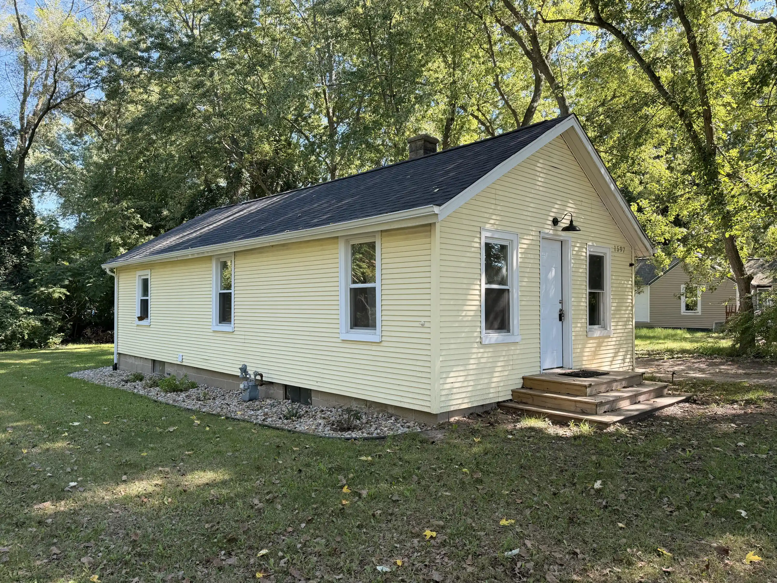 Photo 1 of Single family home for sale at 1597 Norton Rd, Benton Harbor, MI 49022 | MLS# 69026050054 | Listing updated on 2026-10-23