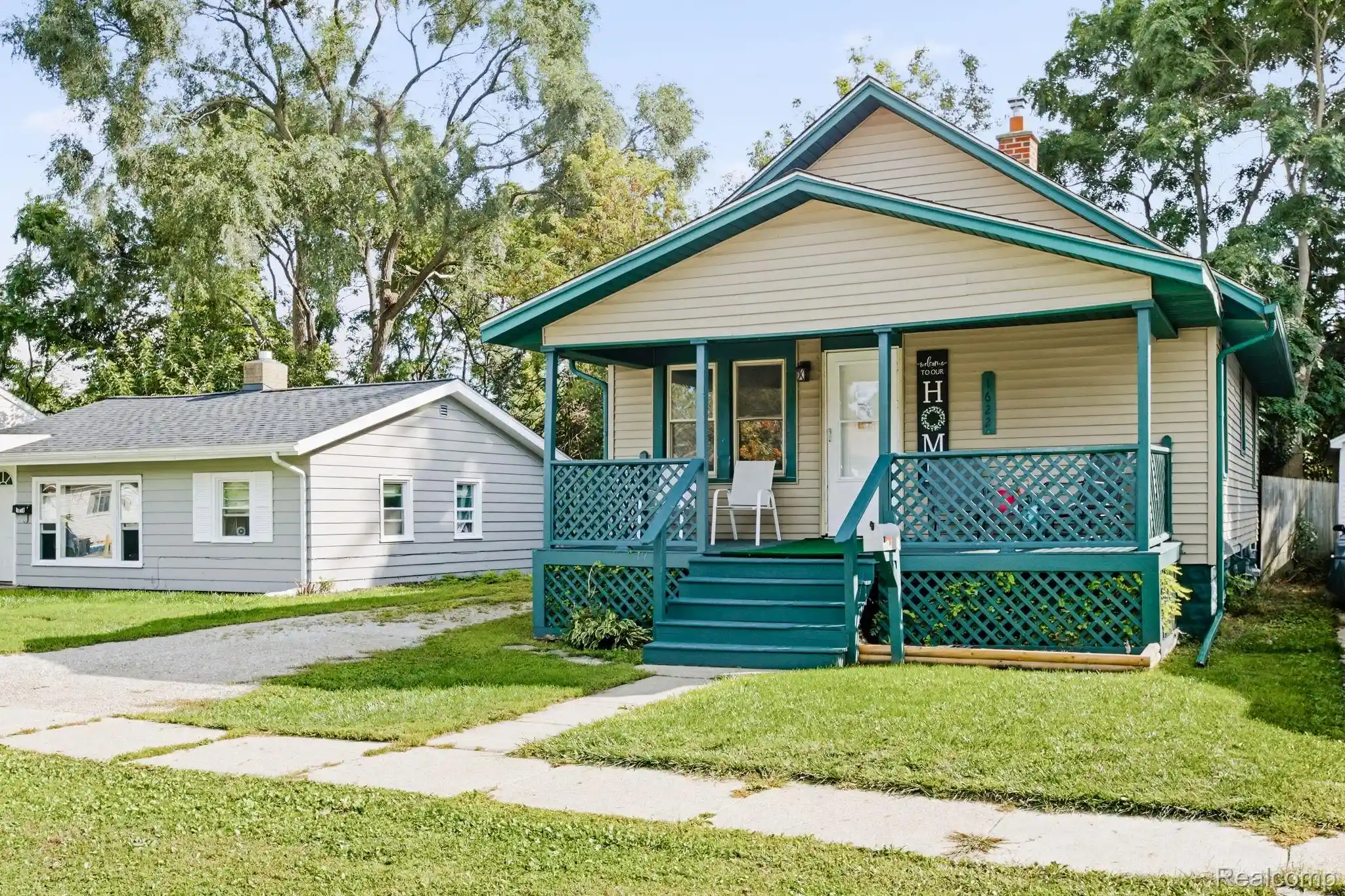 Photo 1 of Sale Pending at 1622 Francis St, Port Huron, MI 48060 | MLS# 20261075918 | Listing updated on 2026-09-23