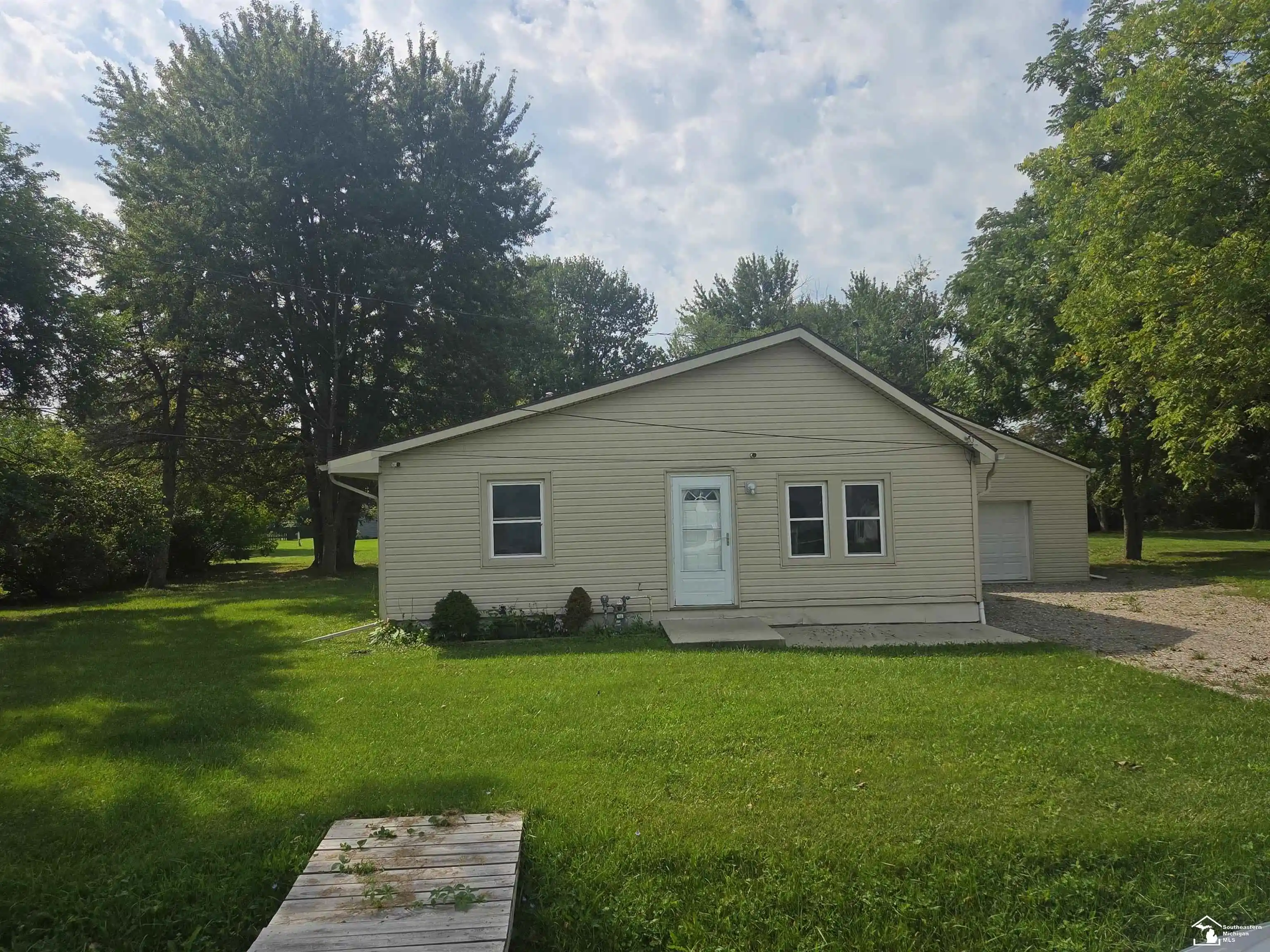Photo 1 of Single family home for sale at 991 Streetman St, Erie, MI 48133 | MLS# 57050222378 | Listing updated on 2026-09-28