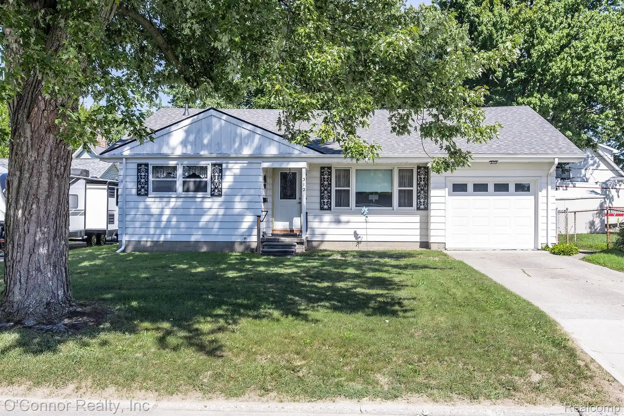 Photo 1 of Single family home for sale at 312 Witherell St, Saint Clair, MI 48079 | MLS# 20261075954 | Listing updated on 2026-10-01