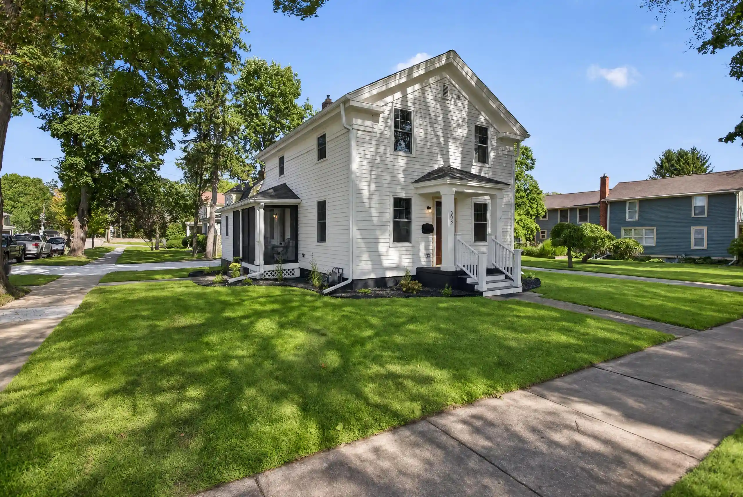 Photo 1 of Single family home for sale at 303 E Middle St, Chelsea, MI 48118 | MLS# 55026050179 | Listing updated on 2026-09-30