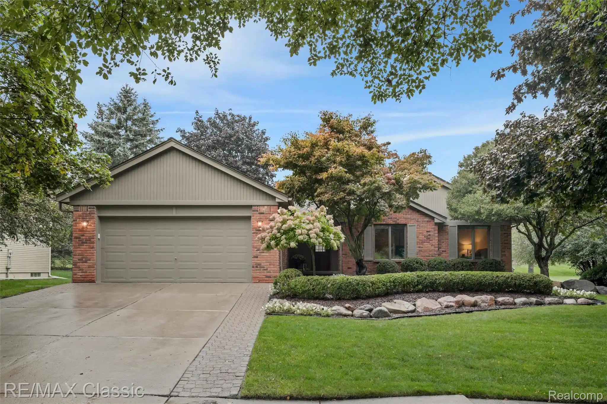 Photo 1 of Sale Pending at 25511 Buckminster Dr, Novi, MI 48375 | MLS# 20261076281 | Listing updated on 2026-09-28