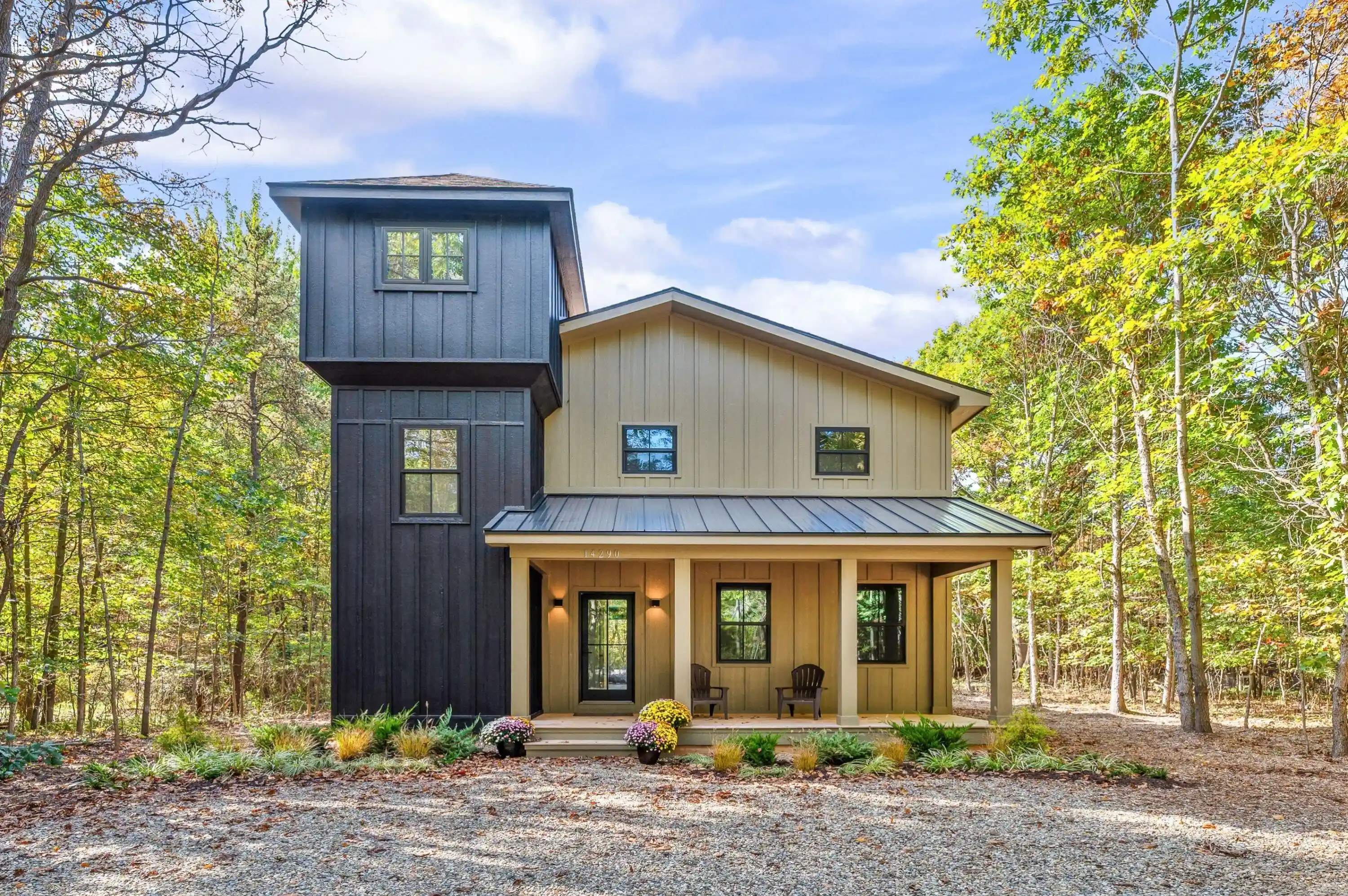 Single family home for sale at 14290 Wildwood Ln, Harbert, MI 49115 | MLS# 69026050281