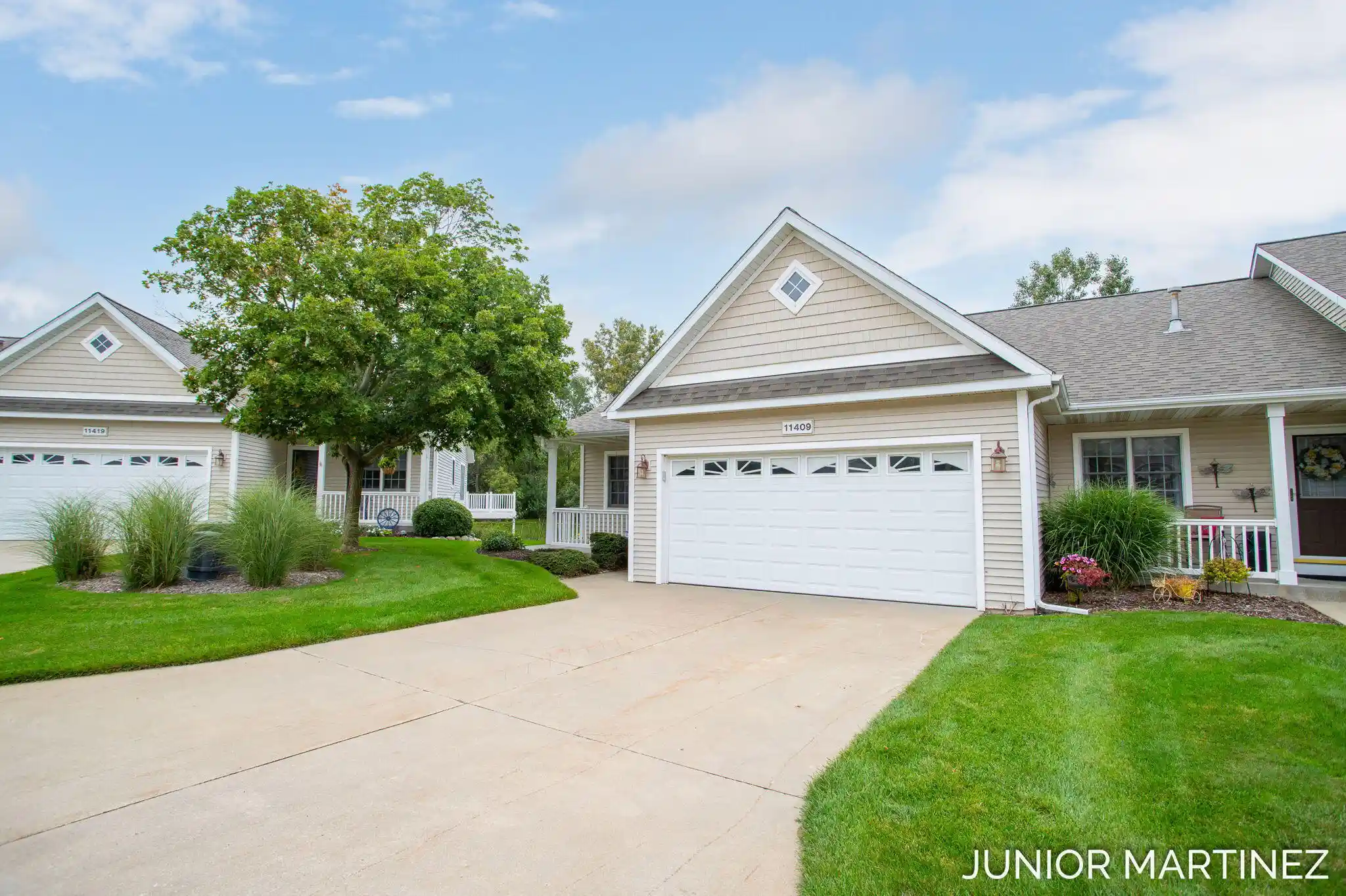 Photo 1 of Condo for sale at 11409 N Lake Dr, Holland, MI 49424 | MLS# 71026050283 | Listing updated on 2026-10-29