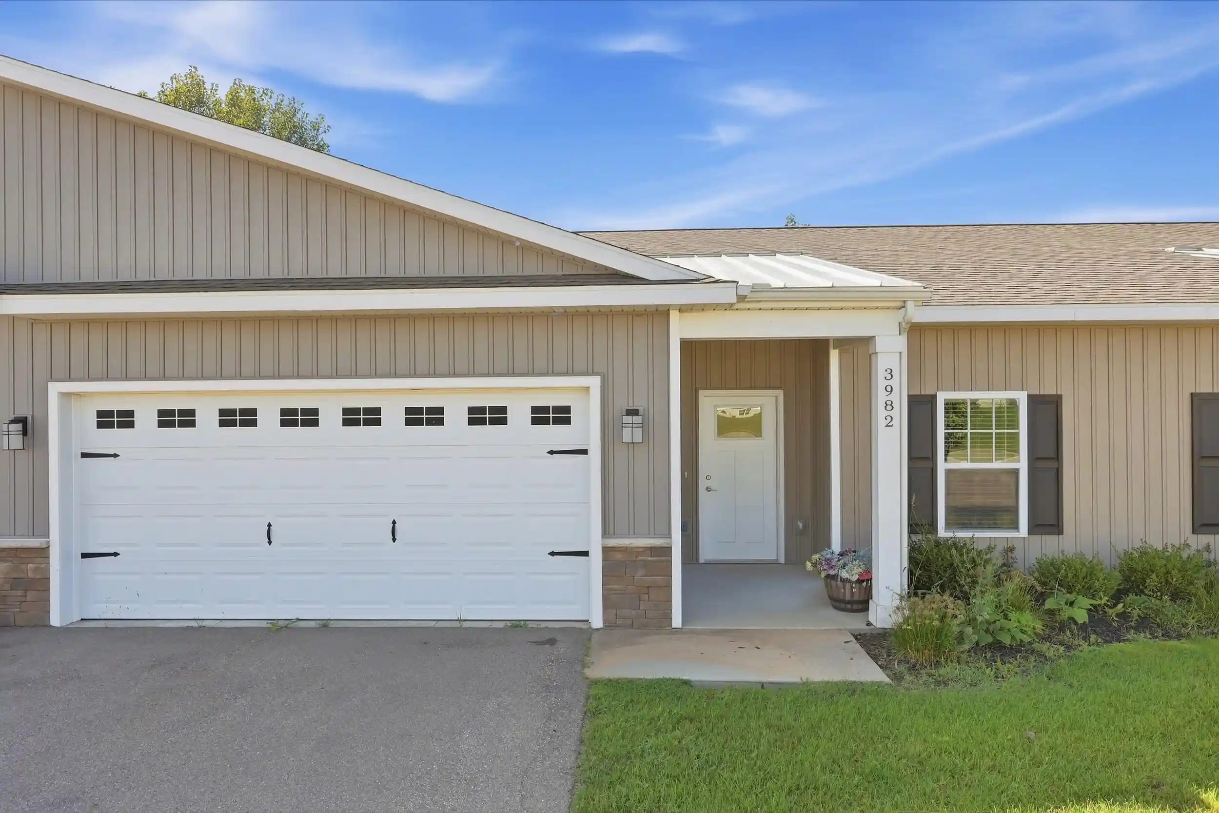 Photo 1 of Condo for sale at 3982 Reserve Dr, Wyoming, MI 49418 | MLS# 65026050317 | Listing updated on 2026-10-14