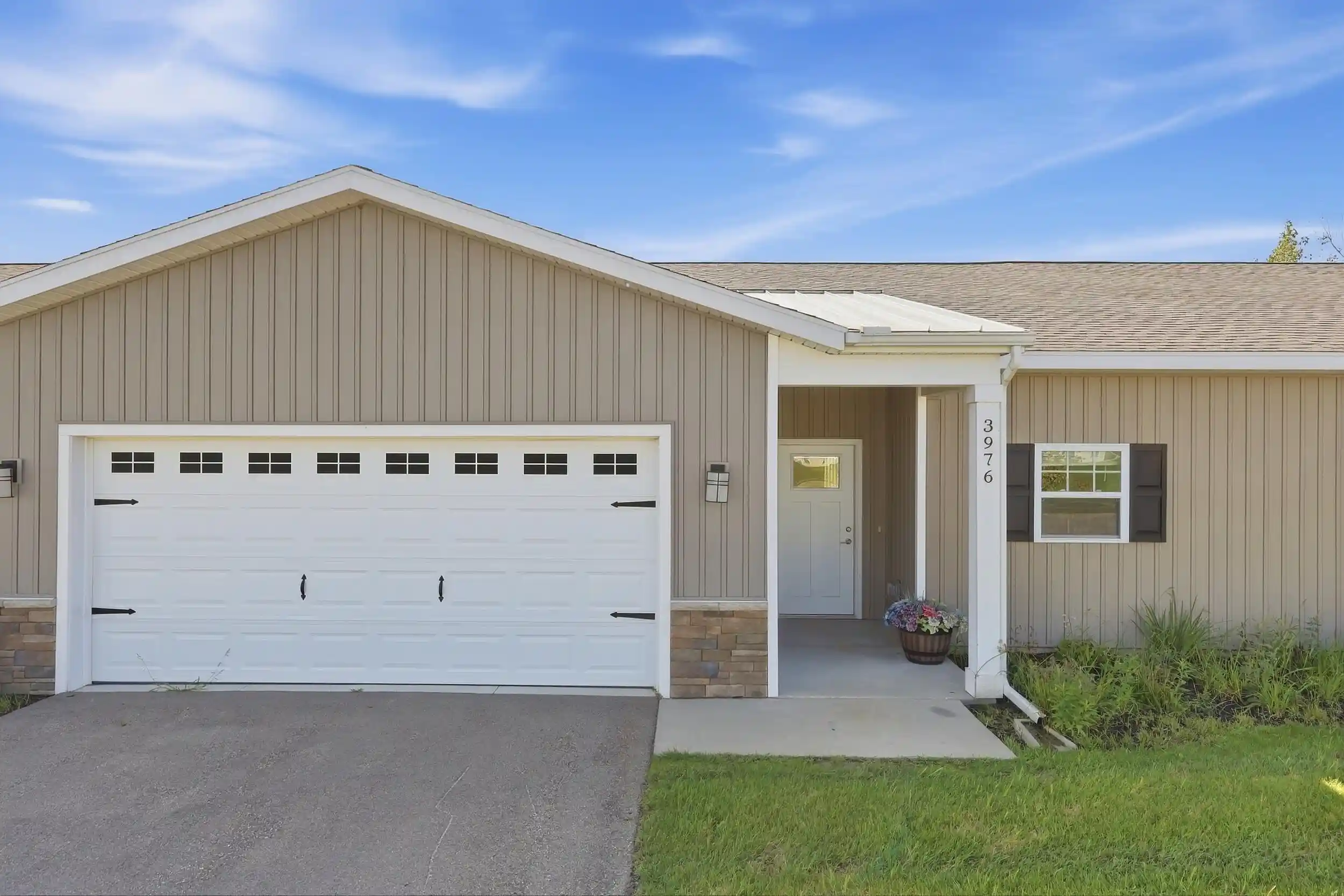 Photo 1 of Condo for sale at 3976 Reserve Dr, Wyoming, MI 49418 | MLS# 65026050319 | Listing updated on 2026-10-14