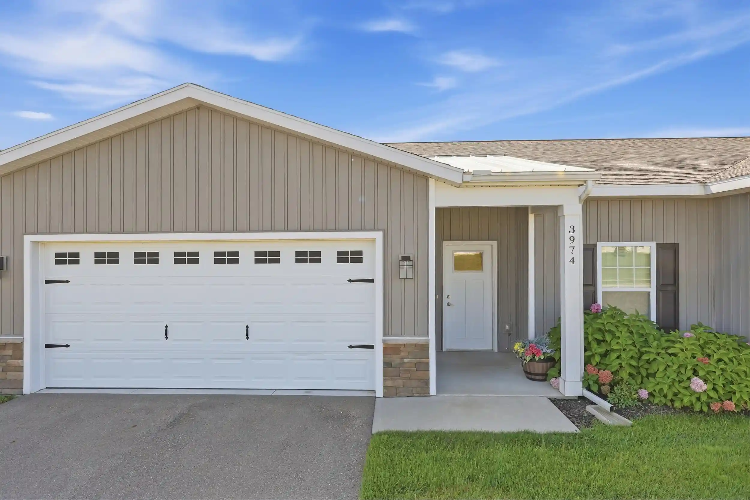 Photo 1 of Condo for sale at 3974 Reserve Dr, Wyoming, MI 49418 | MLS# 65026050321 | Listing updated on 2026-10-14