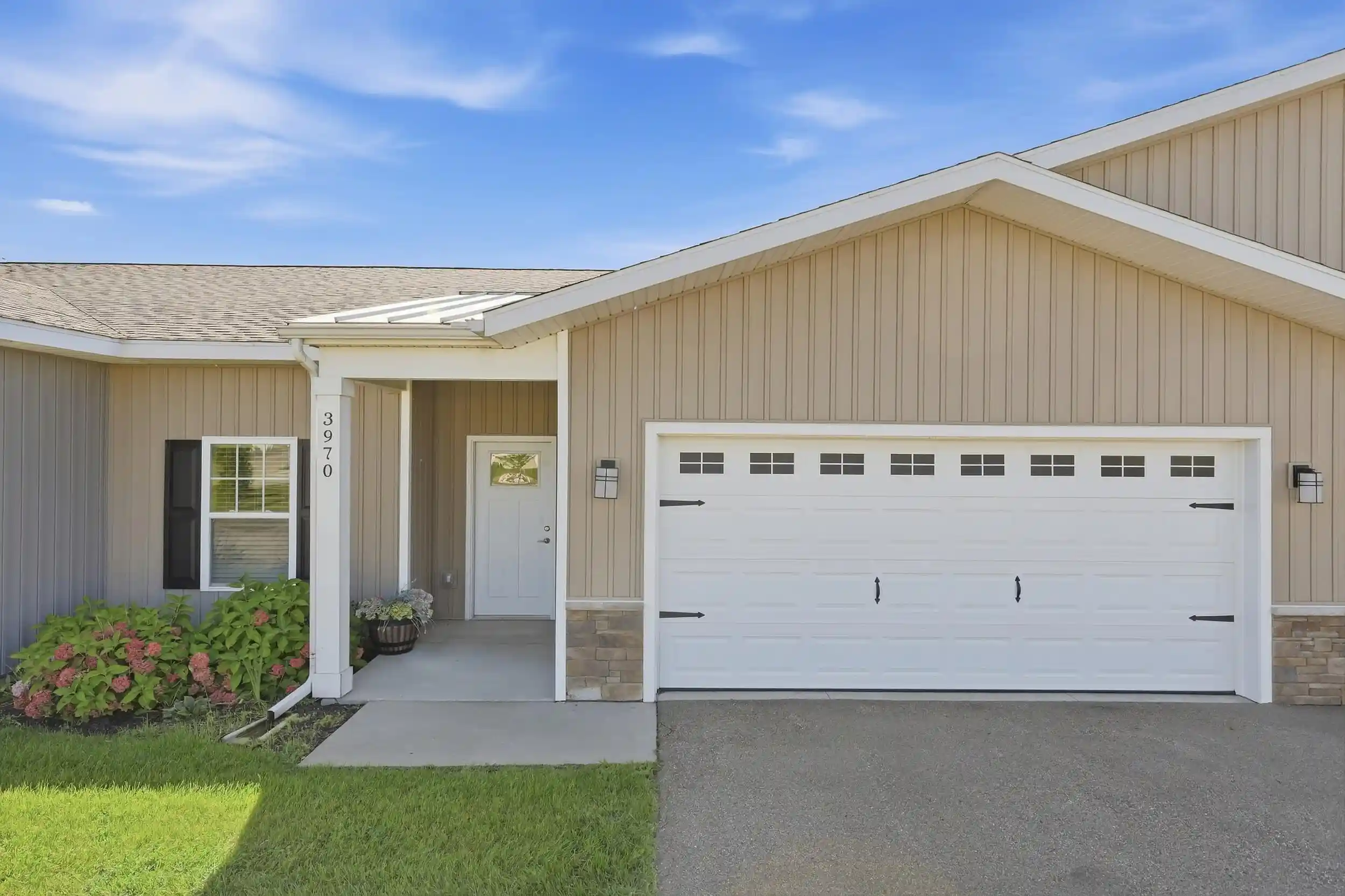 Photo 1 of Condo for sale at 3970 Reserve Dr, Wyoming, MI 49418 | MLS# 65026050323 | Listing updated on 2026-10-14