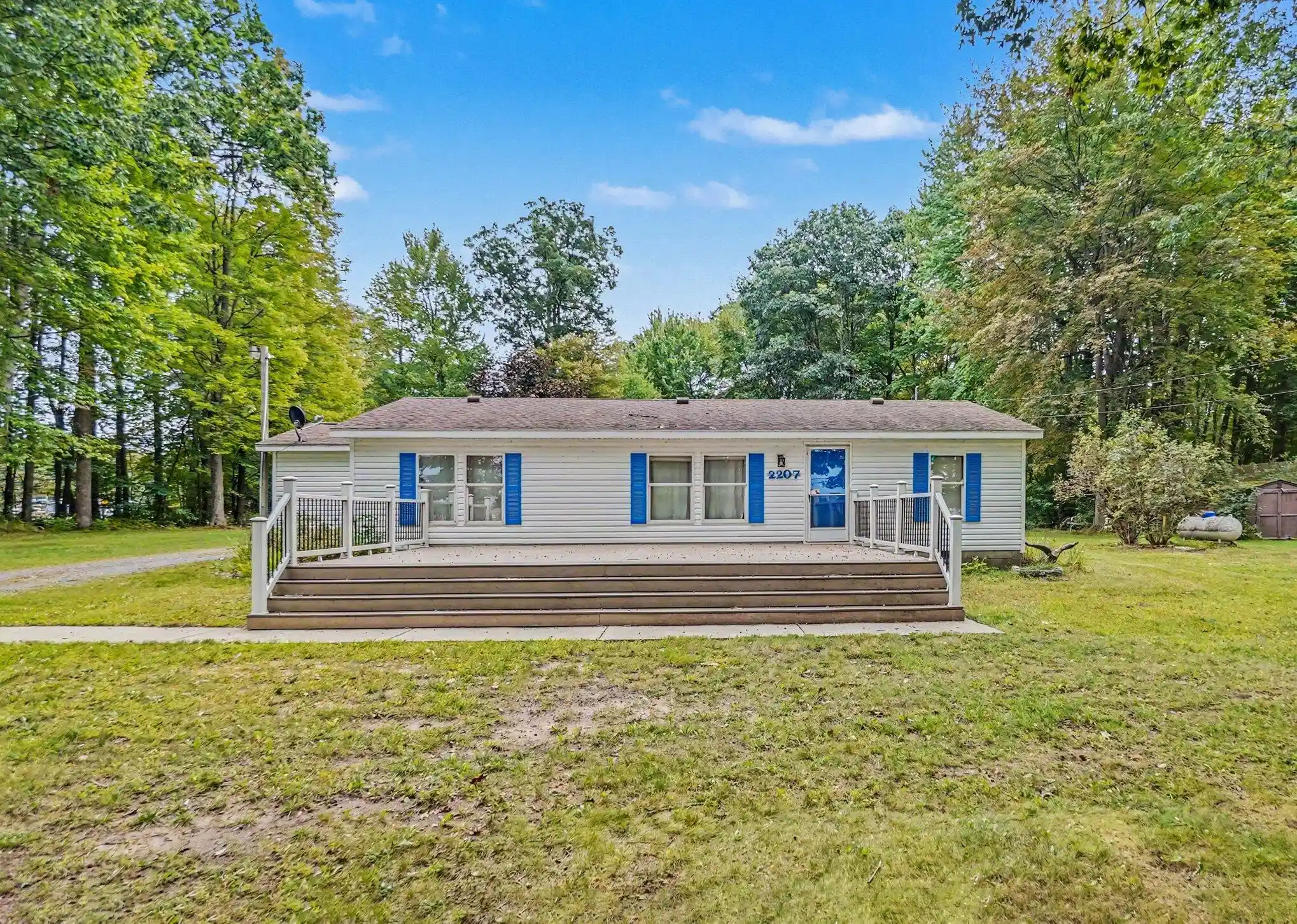 Single family home for sale at 2207 Wolf Lake Dr, PeacockTownship_Lake, MI 49304 | MLS# 65026050337