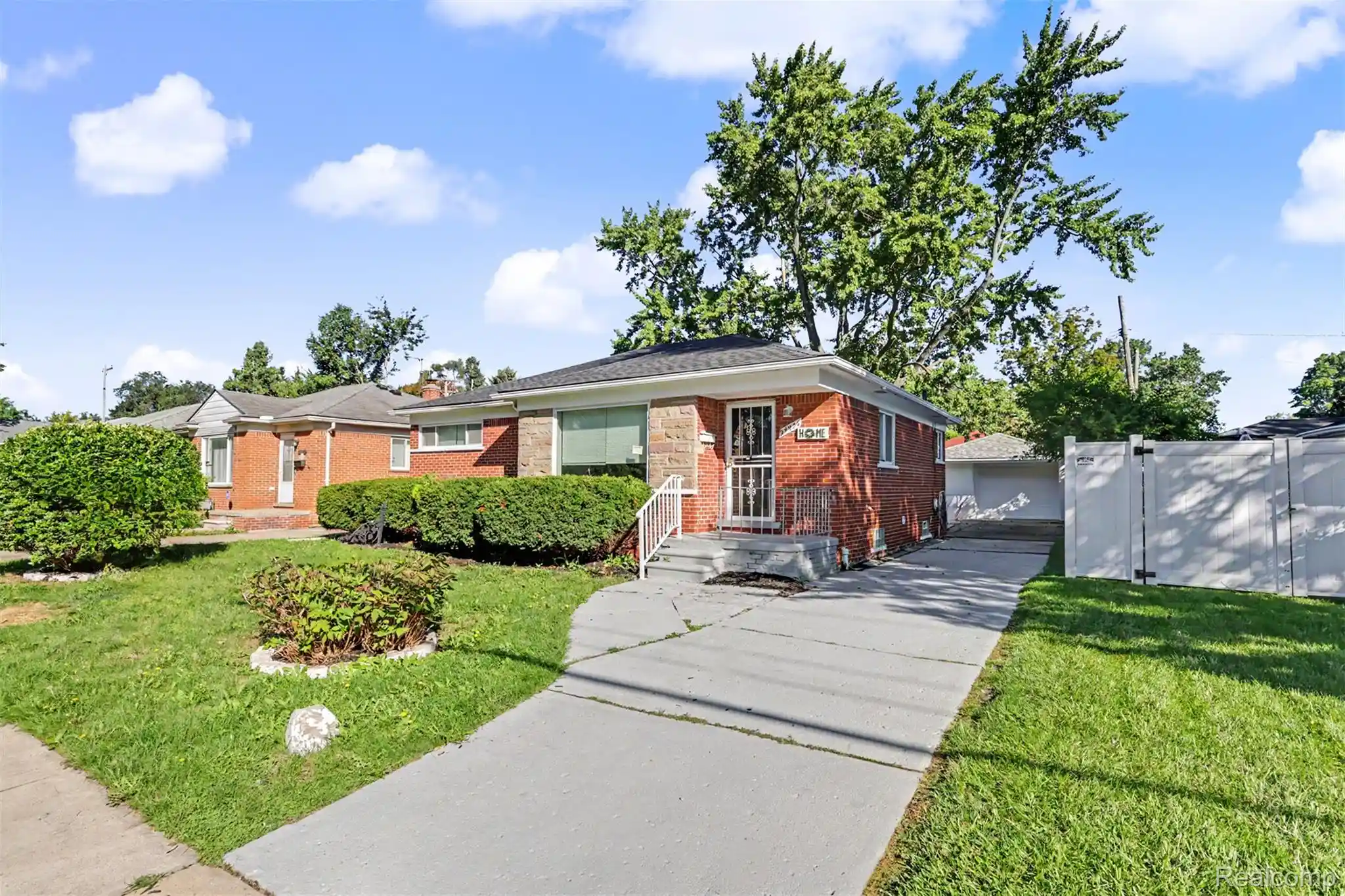 Photo 1 of Sale Pending at 24936 Elmira, Redford, MI 48239 | MLS# 20261076445 | Listing updated on 2026-09-28