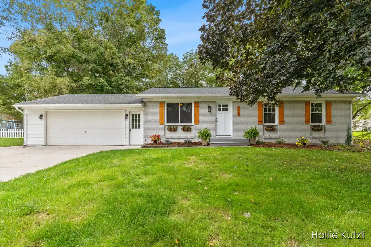 Single family home for sale at 8170 Jericho Ave NE, Rockford, MI 49341 | MLS# 65026050372
