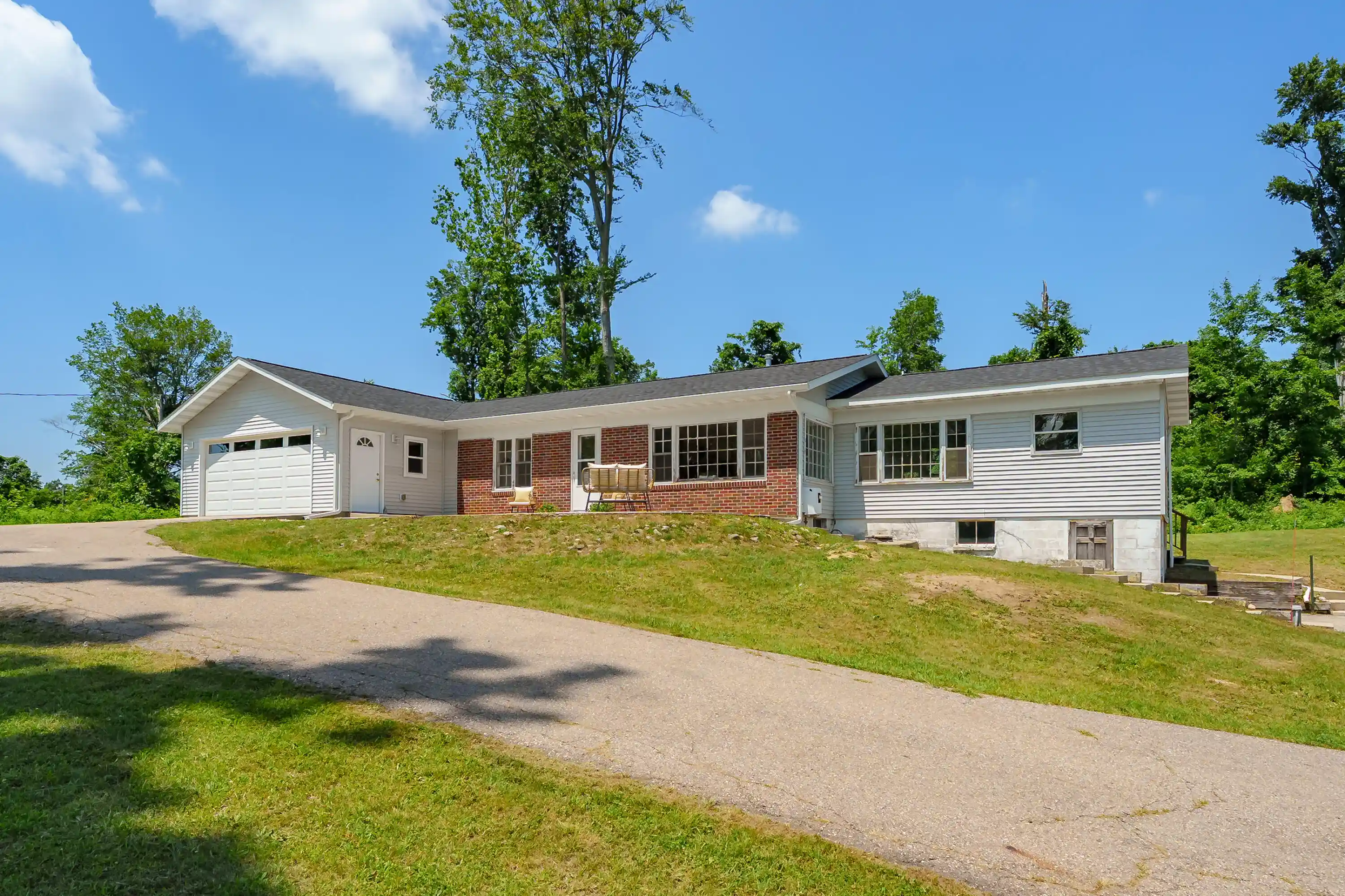 Photo 1 of Single family home for sale at 56776 Red Arrow Hwy, Lawrence, MI 49064 | MLS# 66026050375 | Listing updated on 2026-10-16