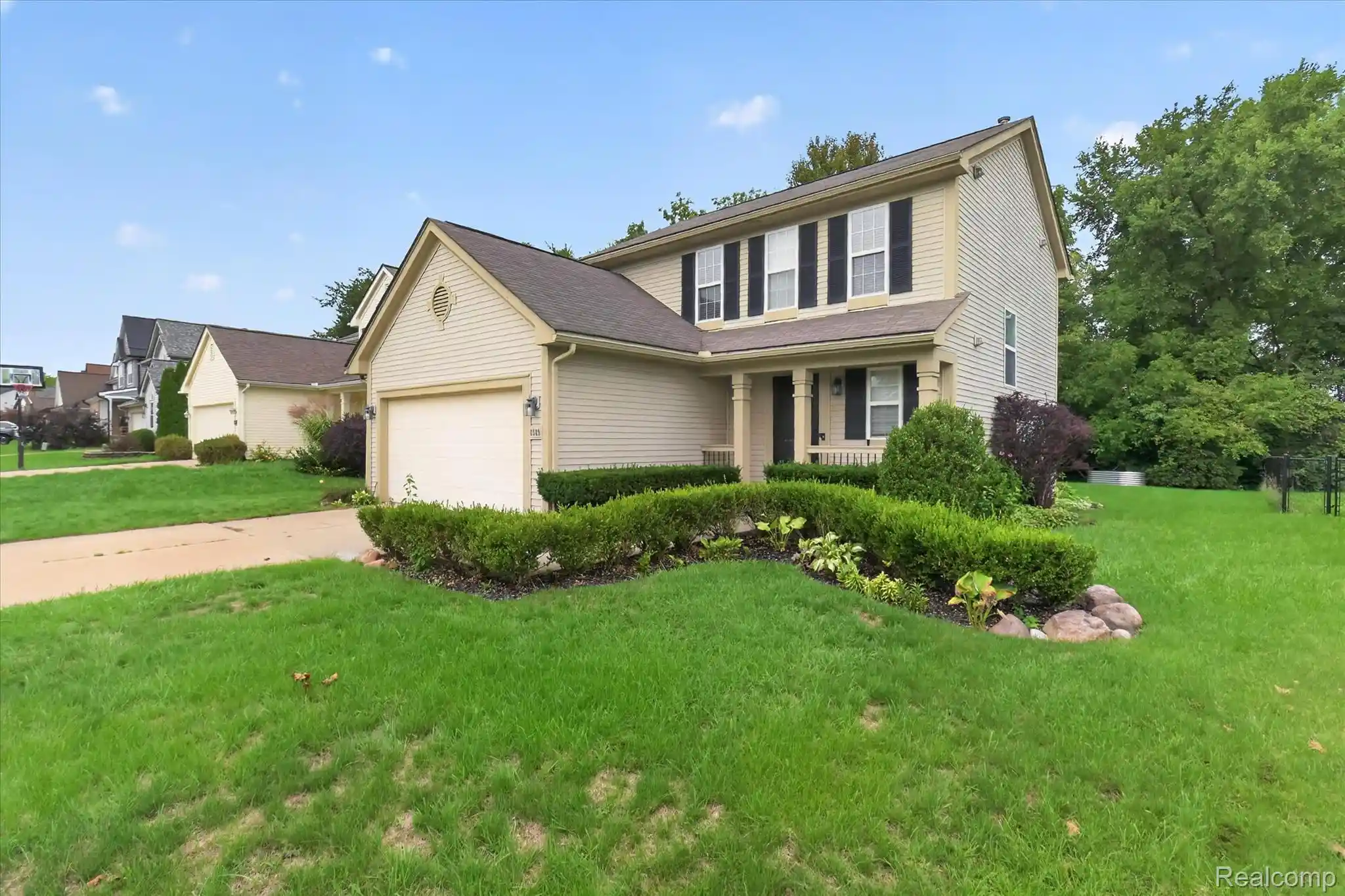 Photo 1 of Single family home for sale at 8589 Barrington Dr, Ypsilanti, MI 48198 | MLS# 20261076492 | Listing updated on 2026-09-28
