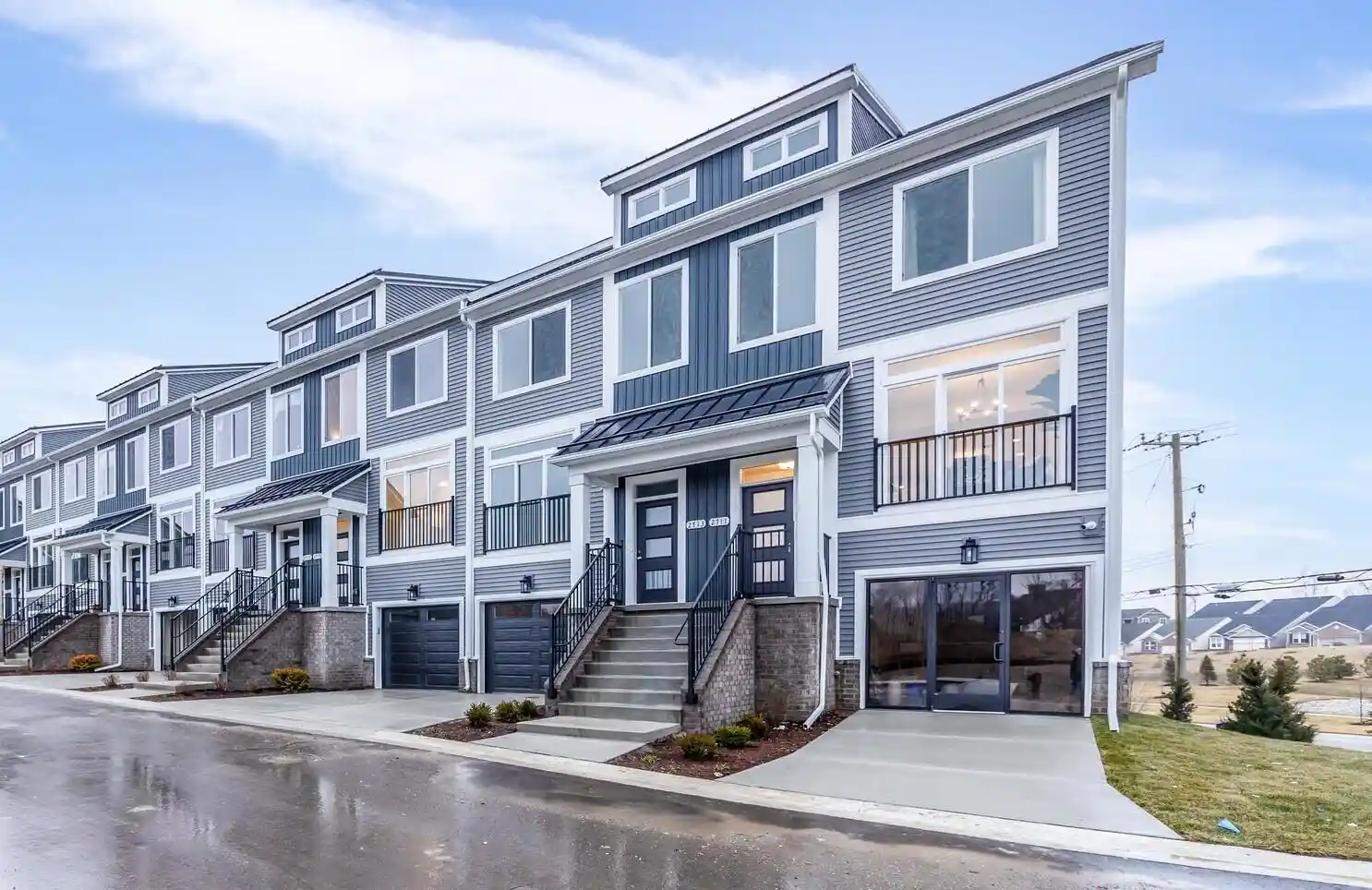 Photo 1 of Condo for sale at 2711 Bristol Rdg Dr #1, Ann Arbor, MI 48105 | MLS# 81026050447 | Listing updated on 2026-09-23