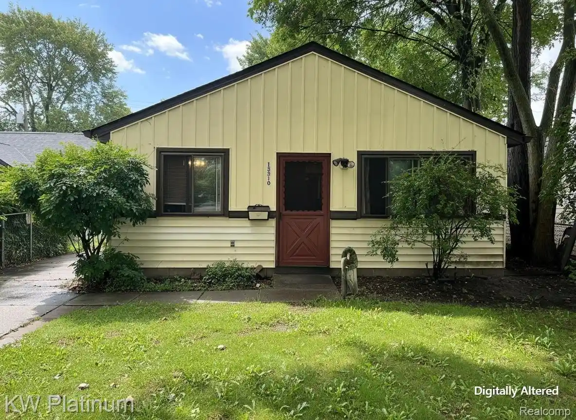 Photo 1 of Single family home for sale at 13310 Saint Andrews Ave, Warren, MI 48089 | MLS# 20261076752 | Listing updated on 2026-09-29