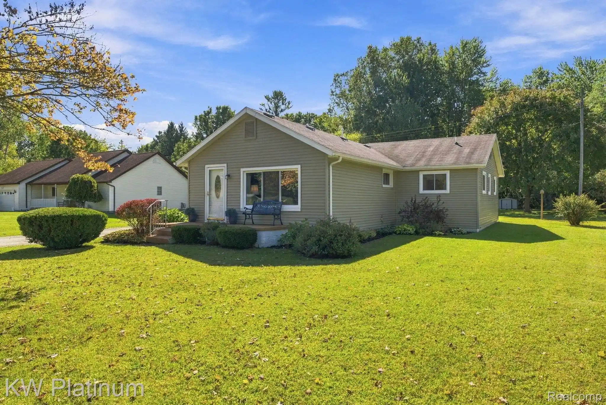 Photo 1 of Single family home for sale at 4069 Elaine Ave, Port Huron, MI 48060 | MLS# 20261076767 | Listing updated on 2026-10-22