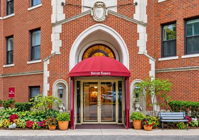Photo 1 of Condo for sale at 8162 E Jefferson Ave #14A, Detroit, MI 48214 | MLS# 20261076825 | Listing updated on 2026-10-29