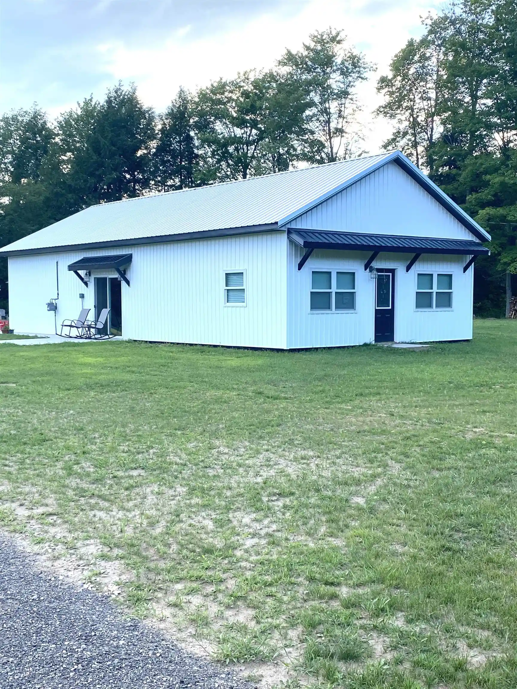 Photo 1 of Multi family home for sale at 9236 S Mackinaw Trl, Cadillac, MI 49601 | MLS# 78080073844 | Listing updated on 2026-09-25