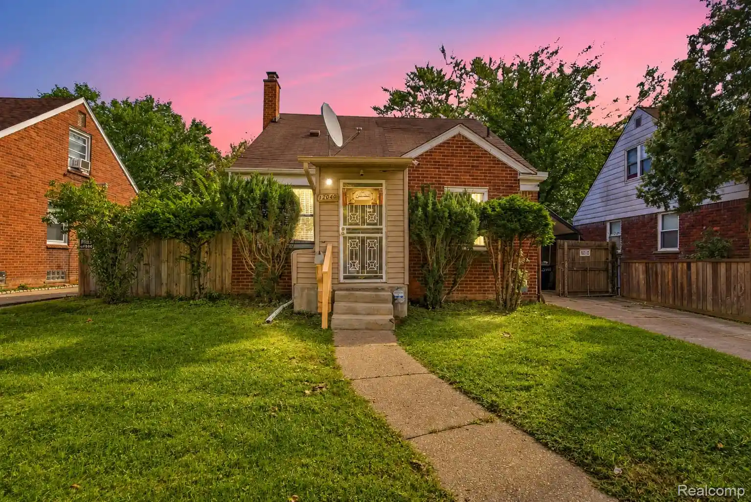 Photo 1 of Single family home for sale at 12040 W Parkway St, Redford, MI 48239 | MLS# 20261076838 | Listing updated on 2026-09-25