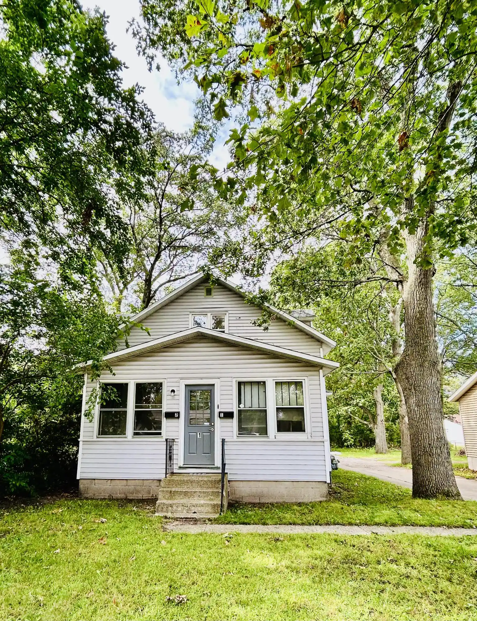 Photo 1 of Sale Pending at 355 Roberts St, Muskegon, MI 49442 | MLS# 71026050584 | Listing updated on 2026-10-01