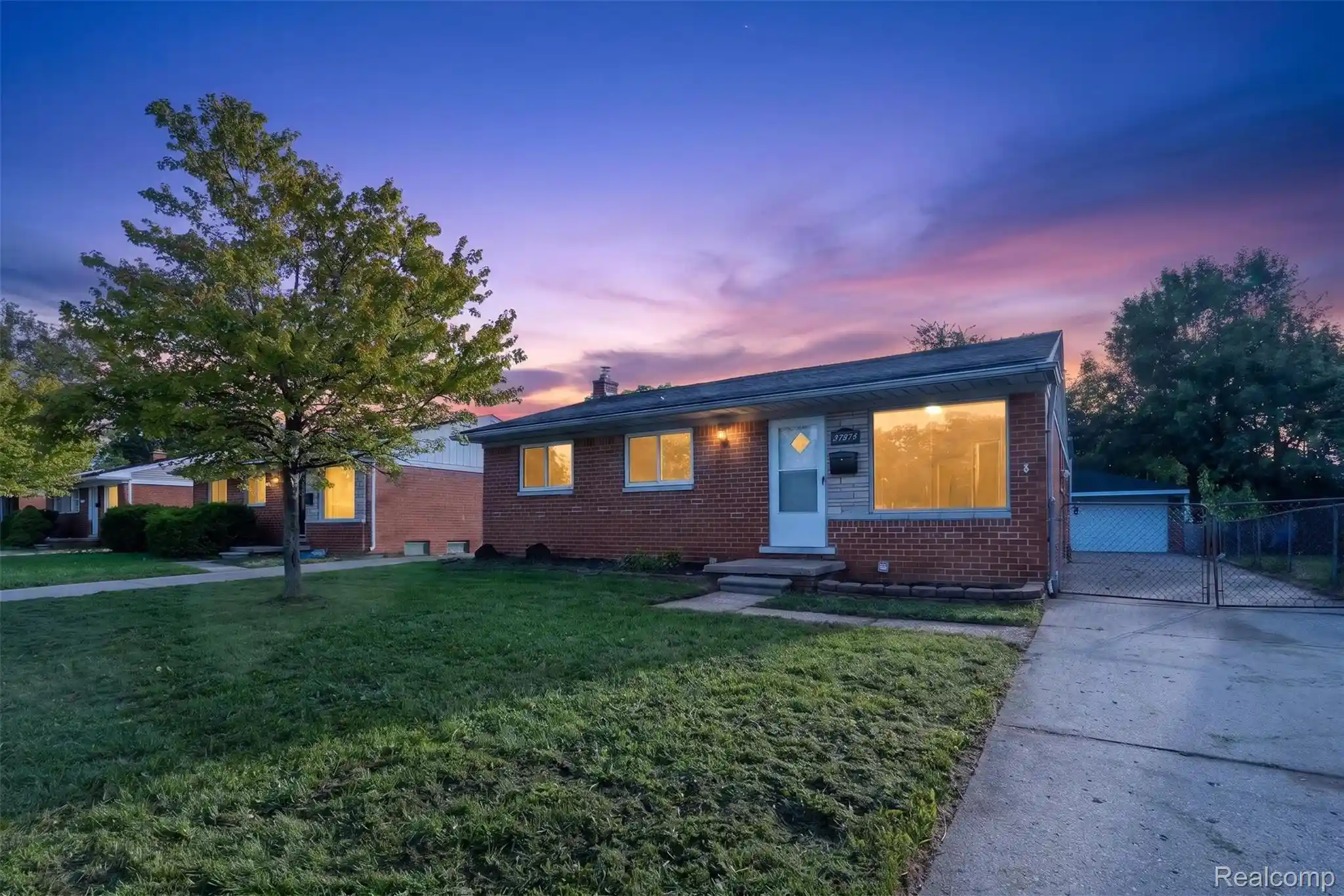 Photo 1 of Single family home for sale at 27754 Townley Ave, Madison Heights, MI 48071 | MLS# 20261076916 | Listing updated on 2026-10-13