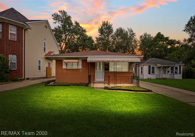 Single family home for sale at 5403 Katherine St, Dearborn Heights, MI 48125 | MLS# 20261076964