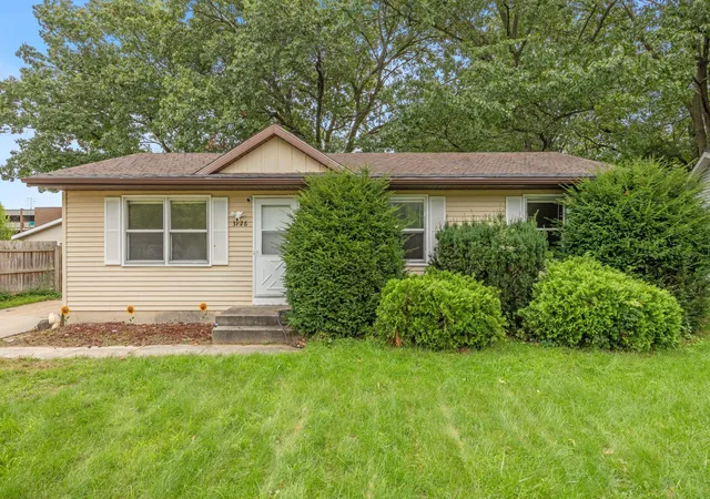 Photo 1 of Single family home for sale at 3726 Bluebird Ave Sw, Wyoming, MI 49519 | MLS# 65026050650 | Listing updated on 2026-10-30