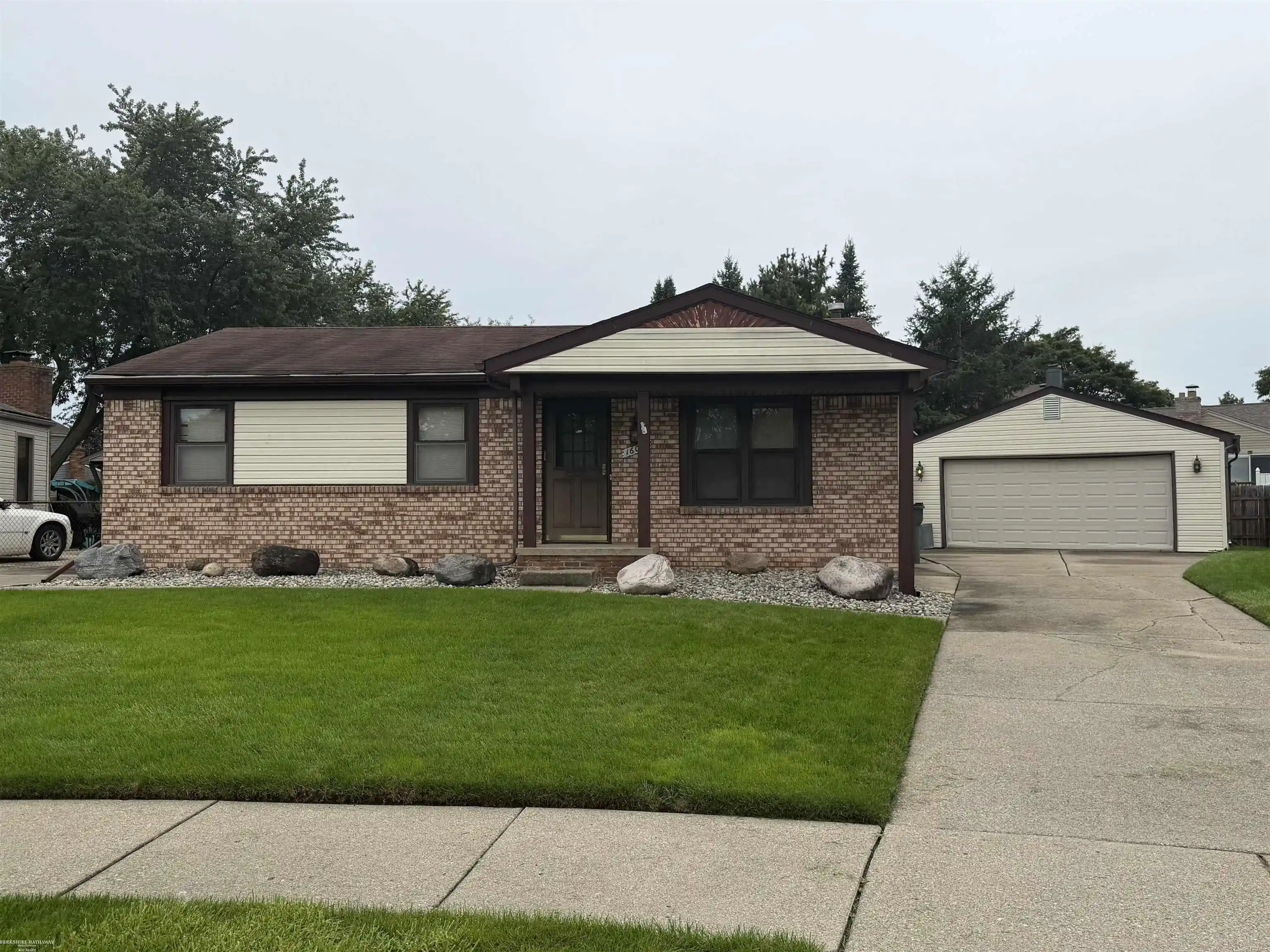 Photo 1 of Sale Pending at 16079 Touraine Dr, Clinton Township, MI 48038 | MLS# 58050222729 | Listing updated on 2026-09-30