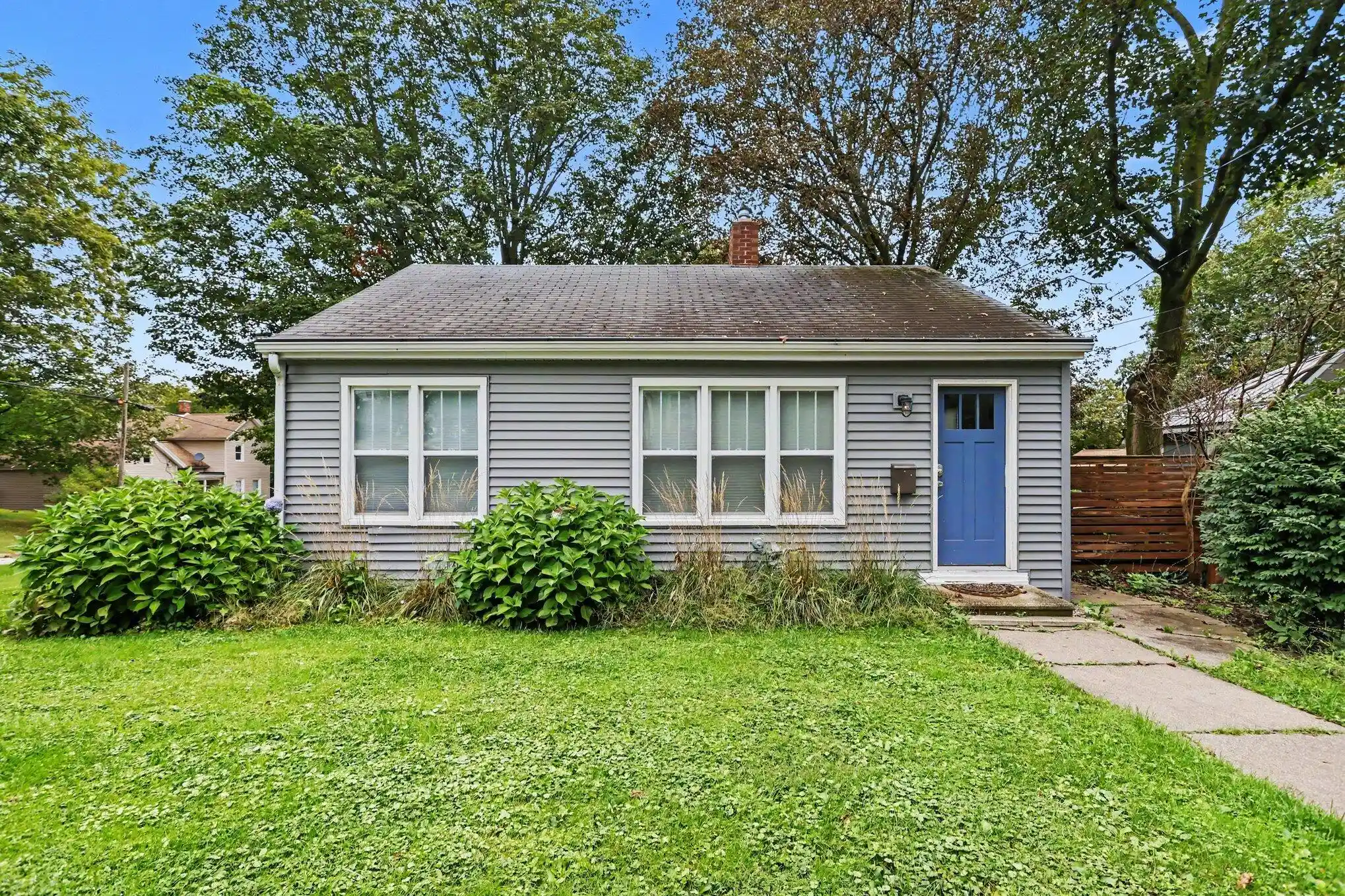 Single family home for sale at 208 N Oak St, Buchanan, MI 49107 | MLS# 69026050723