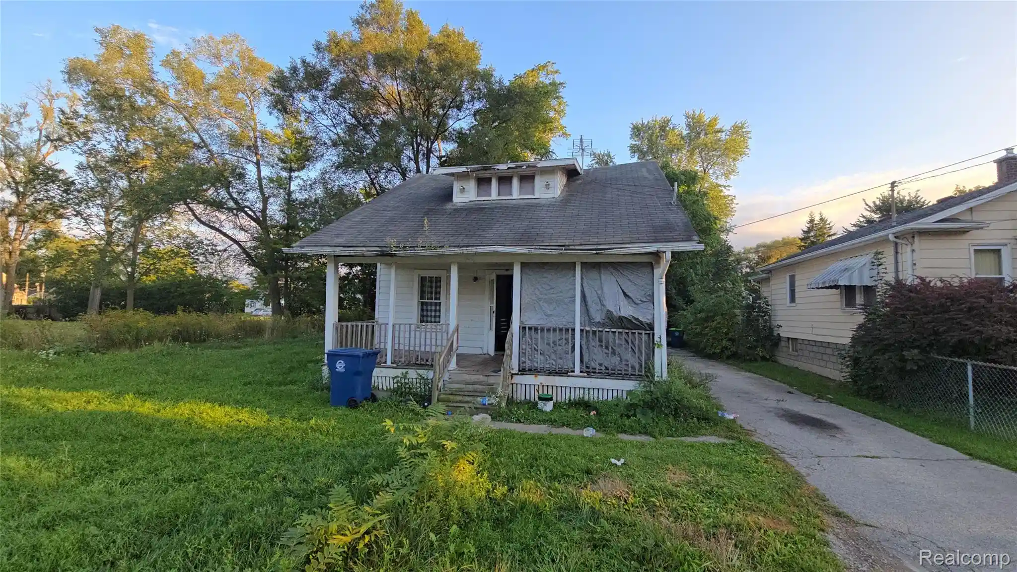 Photo 1 of Single family home for sale at 2418 Bewick St, Saginaw, MI 48601 | MLS# 20261077093 | Listing updated on 2026-09-26