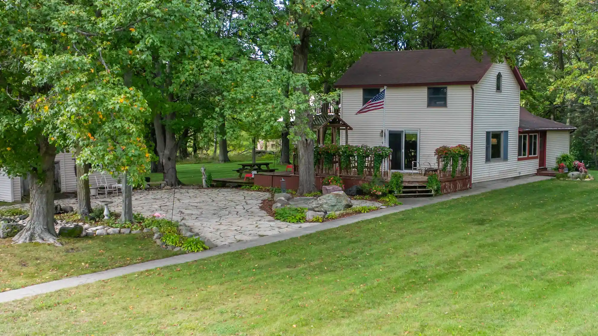 Photo 1 of Sale Pending at 1180 S Bainbridge Ctr Rd, Benton Harbor, MI 49022 | MLS# 69026050766 | Listing updated on 2026-09-27