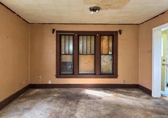 Photo 1 of Single family home for sale at 1534 Bennett Ave, Flint, MI 48506 | MLS# 20261077177 | Listing updated on 2026-10-26
