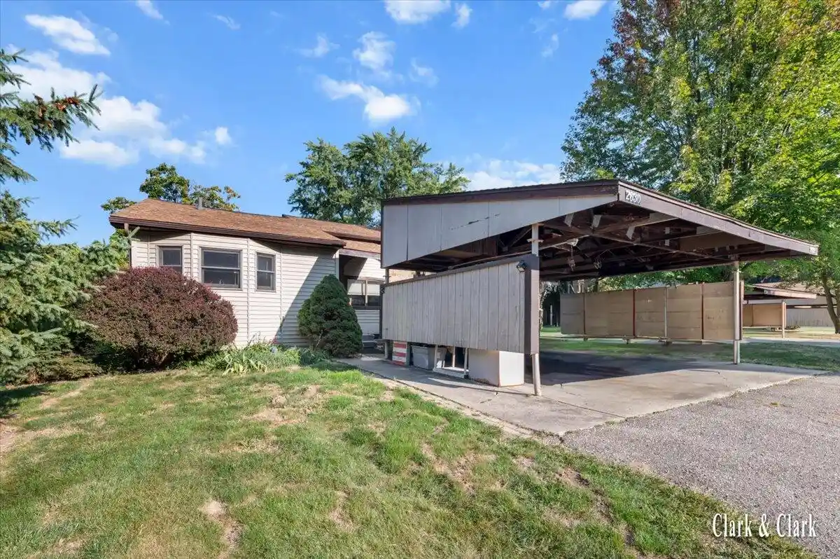 Photo 1 of Condo for sale at 2630 Chatham Woods Dr Se, Grand Rapids, MI 49546 | MLS# 65026050874 | Listing updated on 2026-09-30
