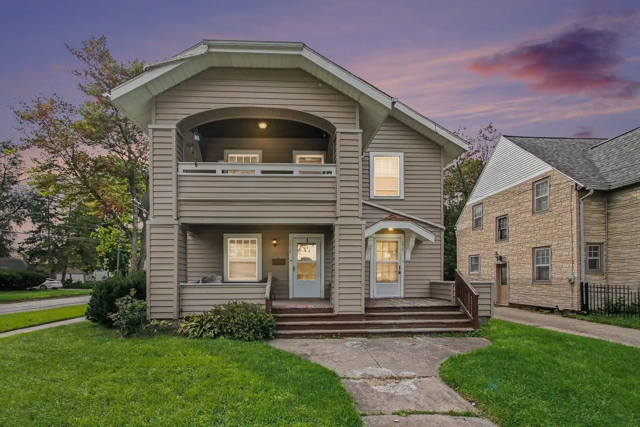 Multi family home for sale at 1012 S Grinnell St, Jackson, MI 49203 | MLS# 55026050943