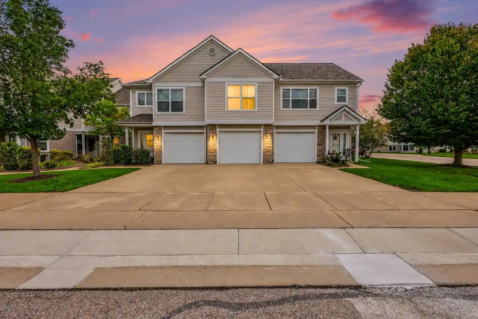 Photo 1 of Condo for sale at 641 Fieldstone Cir W, Chelsea, MI 48118 | MLS# 81026050955 | Listing updated on 2026-10-01