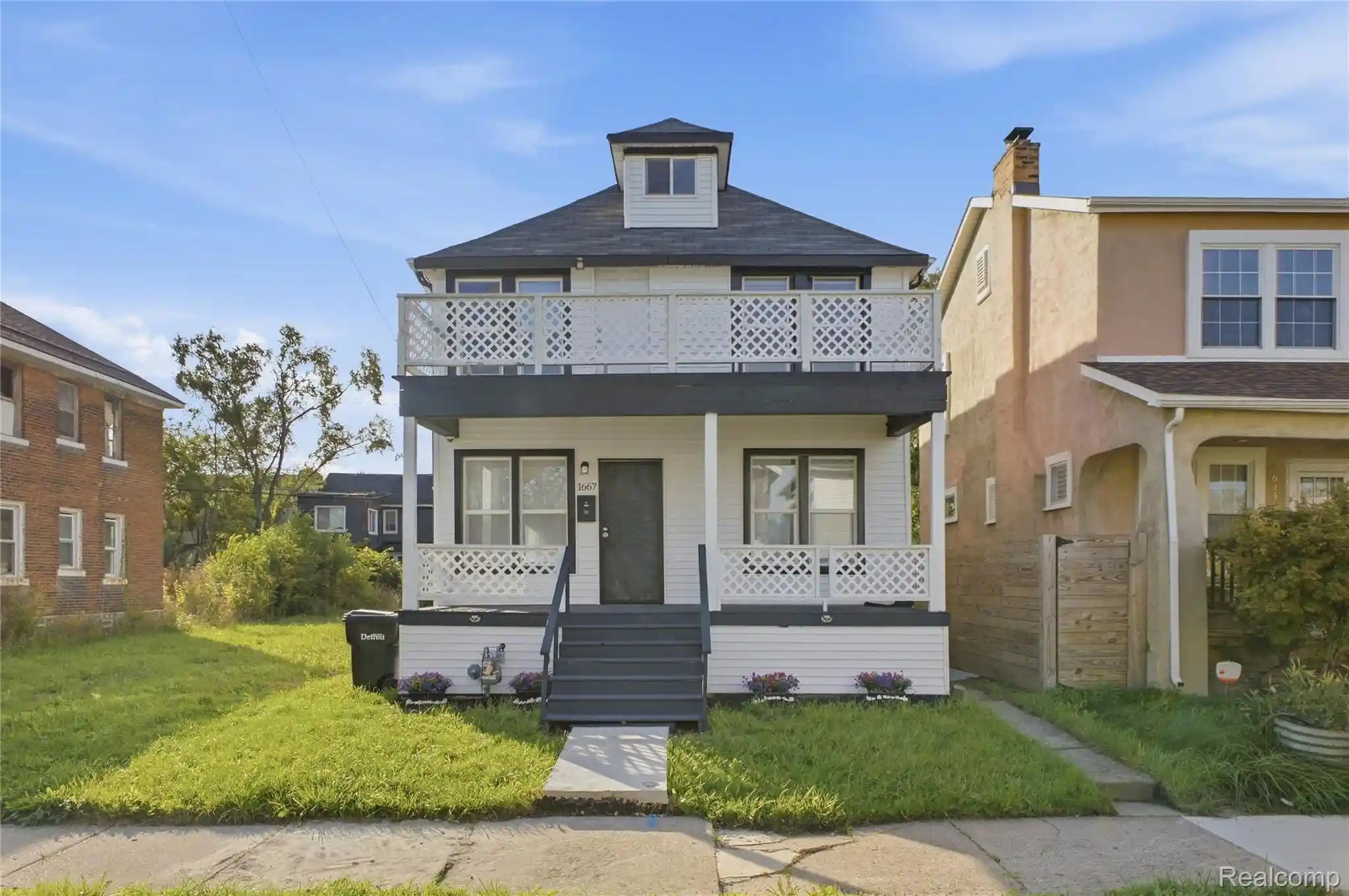 Photo 1 of Single family home for sale at 1667 Pingree St, Detroit, MI 48206 | MLS# 20261077389 | Listing updated on 2026-09-26