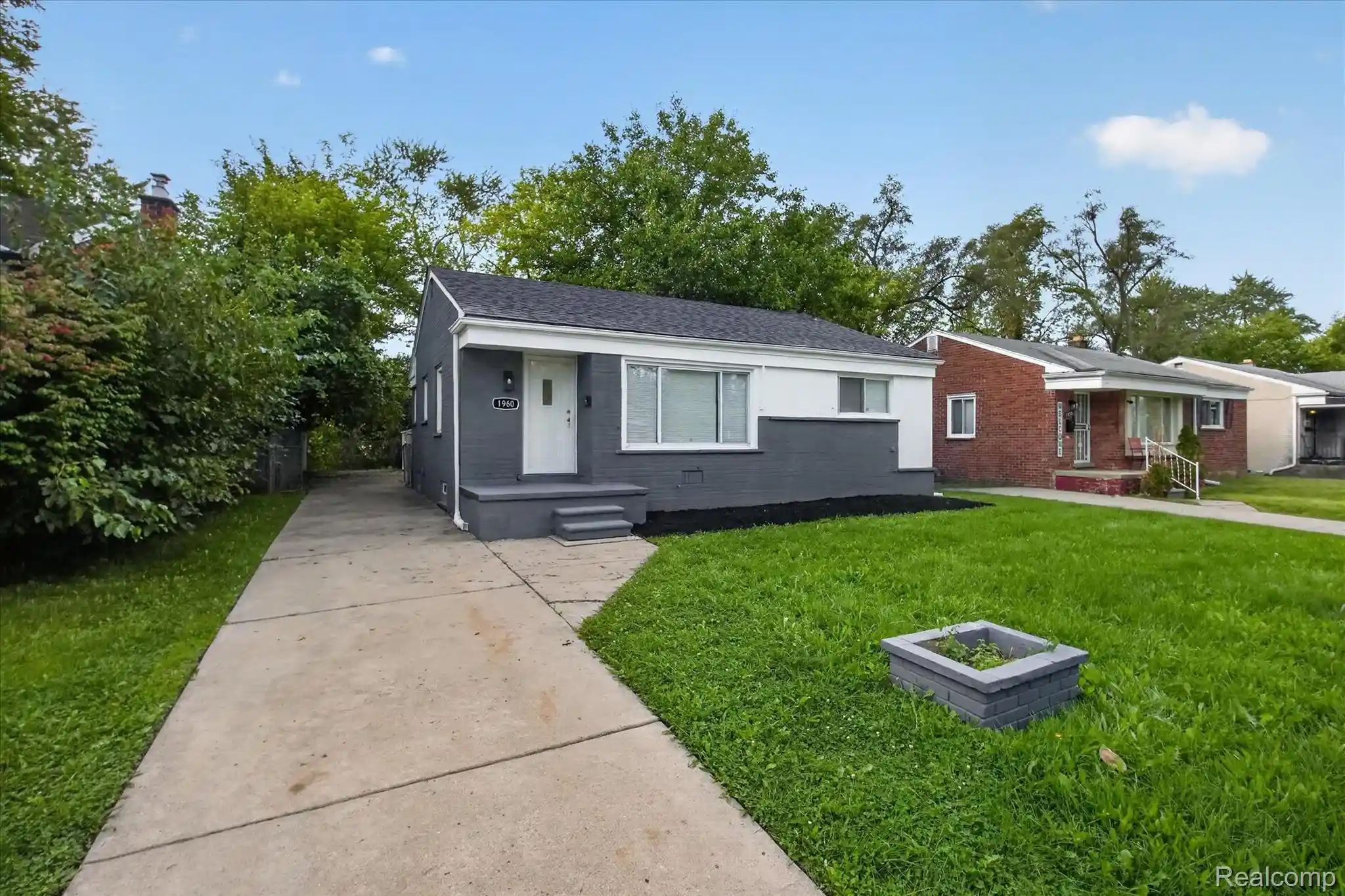 Photo 1 of Single family home for sale at 1960 Lexington Pkwy, Inkster, MI 48141 | MLS# 20261077495 | Listing updated on 2026-09-25