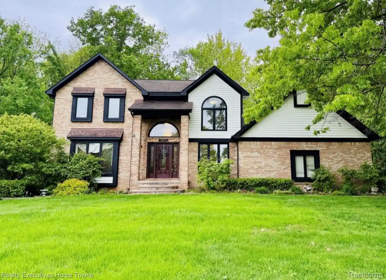 Photo 1 of Single family home for sale at 5997 Christina Dr, West Bloomfield, MI 48324 | MLS# 20261077539 | Listing updated on 2026-10-03