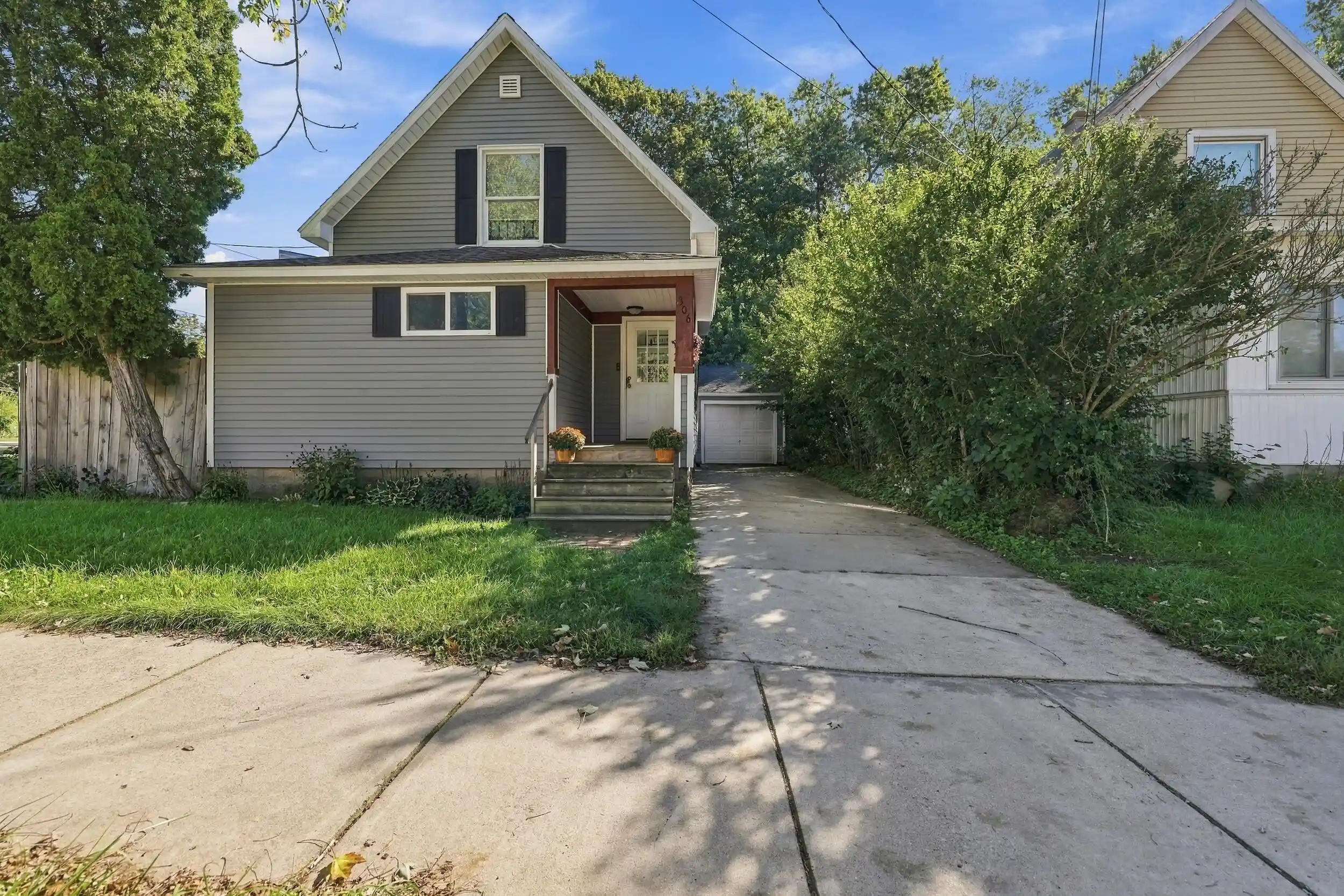 Photo 1 of Sale Pending at 306 N Main St, Allegan, MI 49010 | MLS# 65026051152 | Listing updated on 2026-10-02