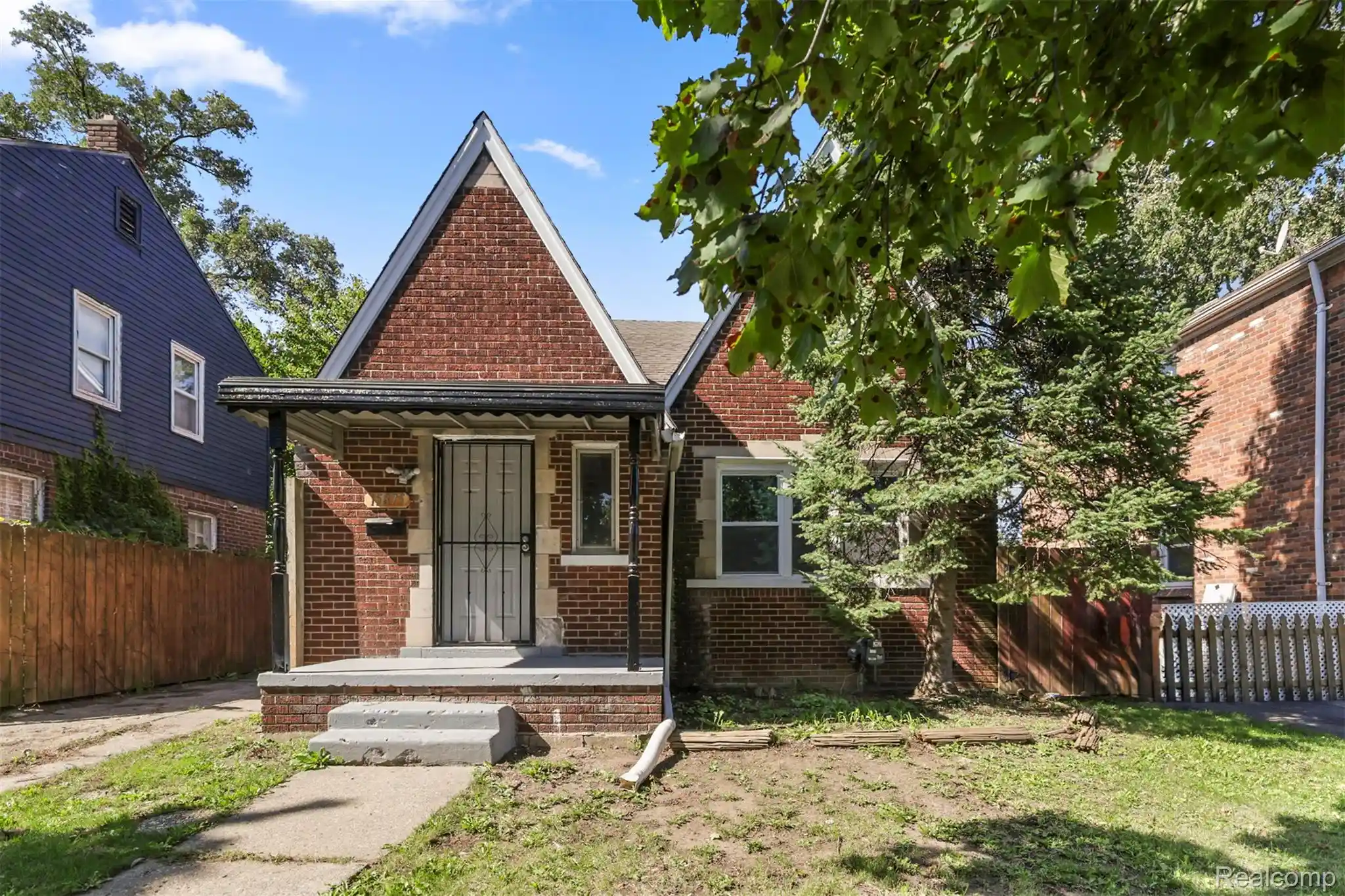 Photo 1 of Single family home for sale at 15875 Mansfield St, Detroit, MI 48227 | MLS# 20261077626 | Listing updated on 2026-09-28