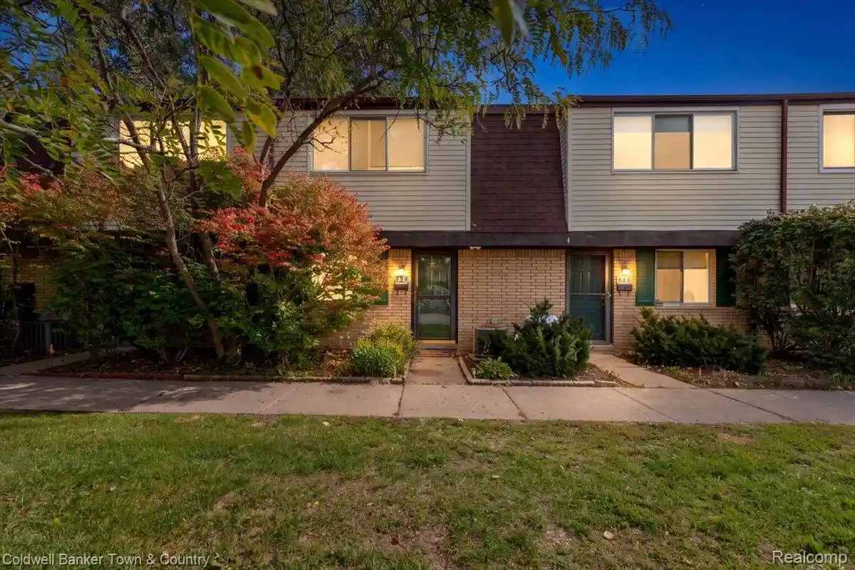 Photo 1 of Condo for sale at 890 N Main St, Milford, MI 48381 | MLS# 20261077678 | Listing updated on 2026-10-13