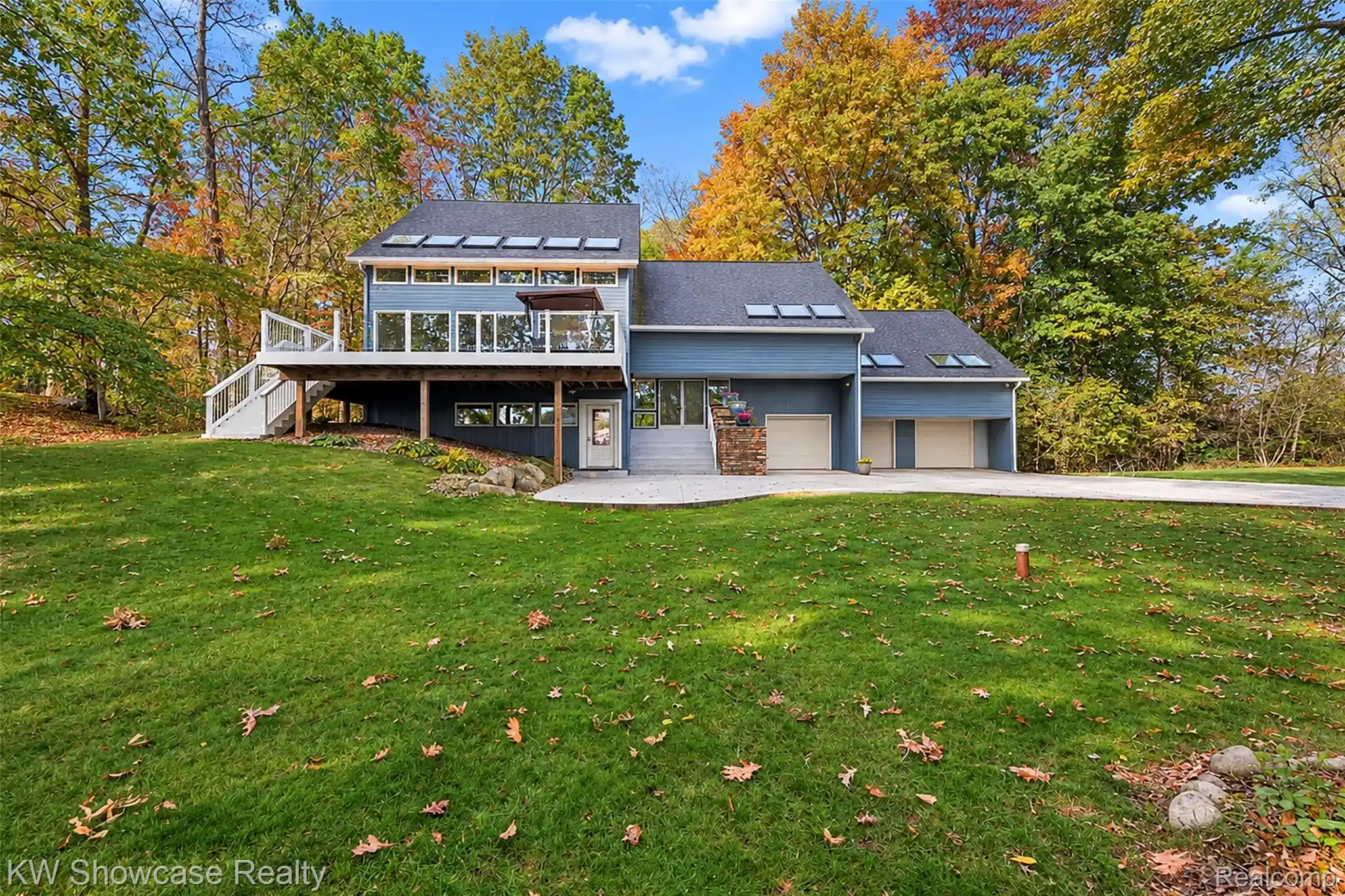 Single family home for sale at 10695 Oxbow Lakeshore Dr, White Lake, MI 48386 | MLS# 20261077712