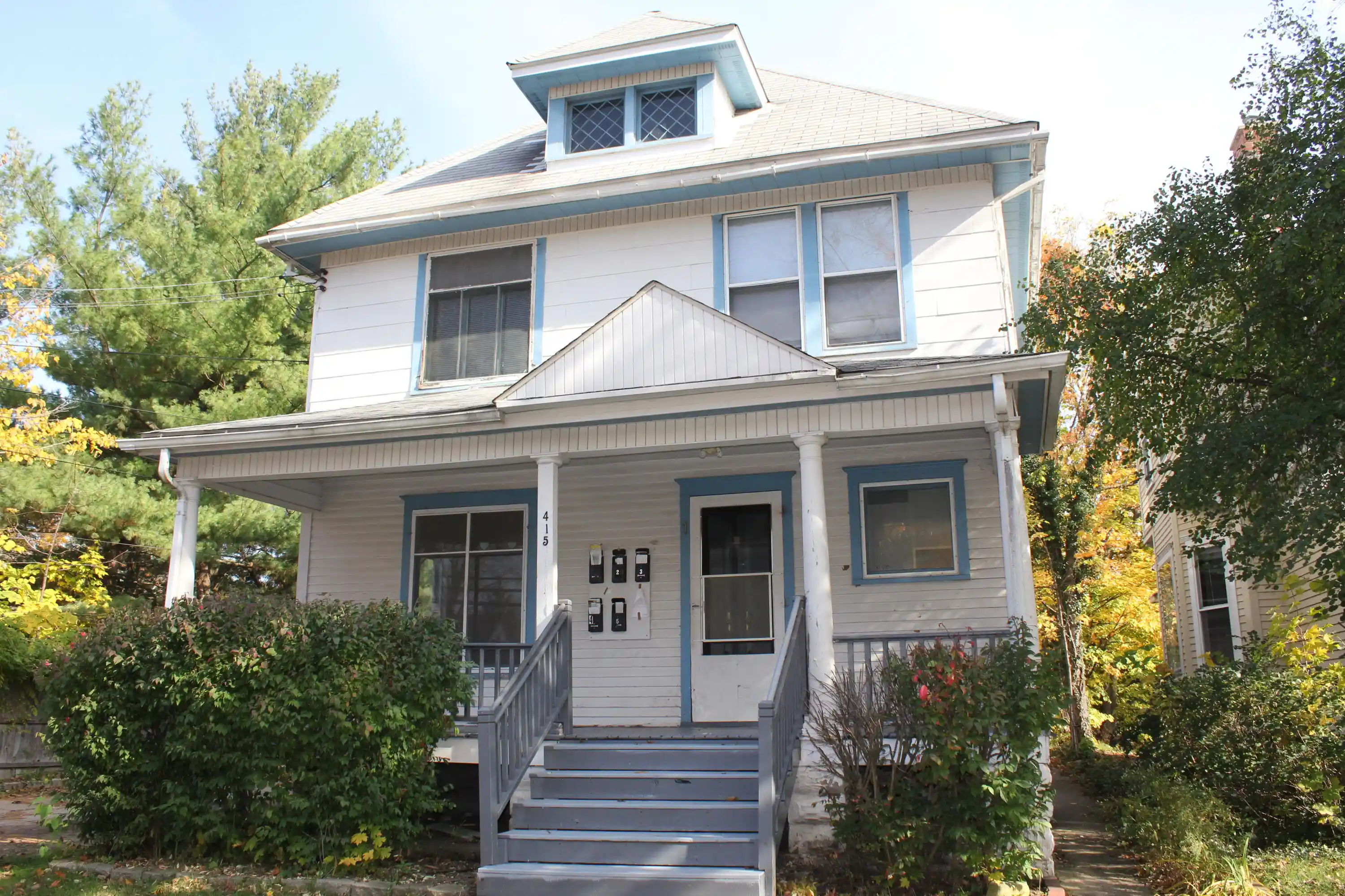 Photo 1 of Multi family home for sale at 415 Davis St, Kalamazoo, MI 49007 | MLS# 66026051226 | Listing updated on 2026-09-30