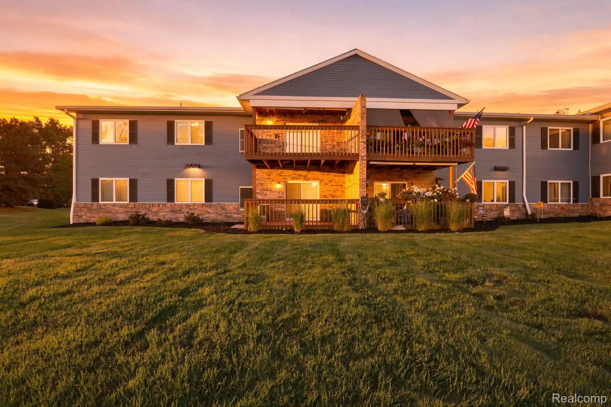 Photo 1 of Sale Pending at 1385 Harbour Blvd, Trenton, MI 48183 | MLS# 20261077743 | Listing updated on 2026-10-03