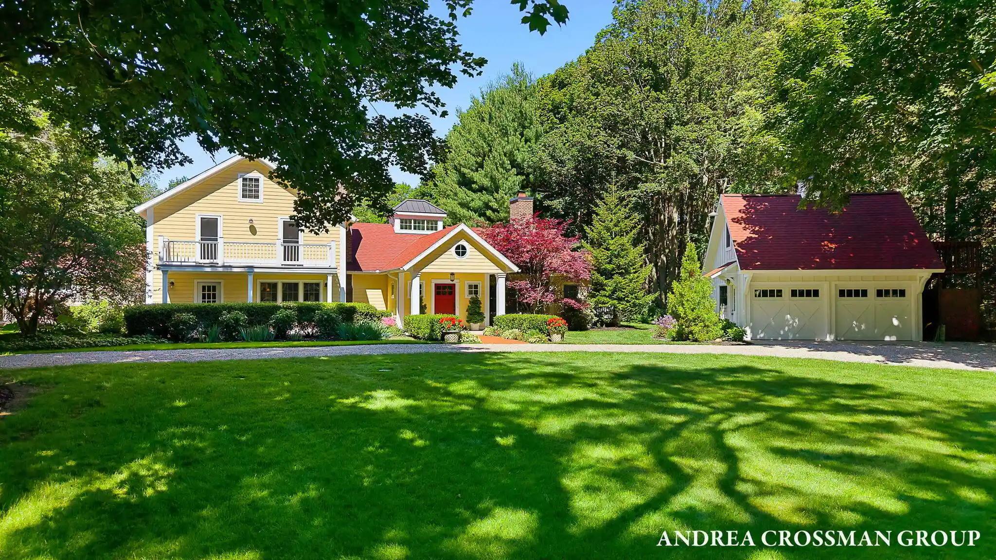 Photo 1 of Single family home for sale at 2075 Lakeshore Dr, Fennville, MI 49408 | MLS# 71026051278 | Listing updated on 2026-10-12