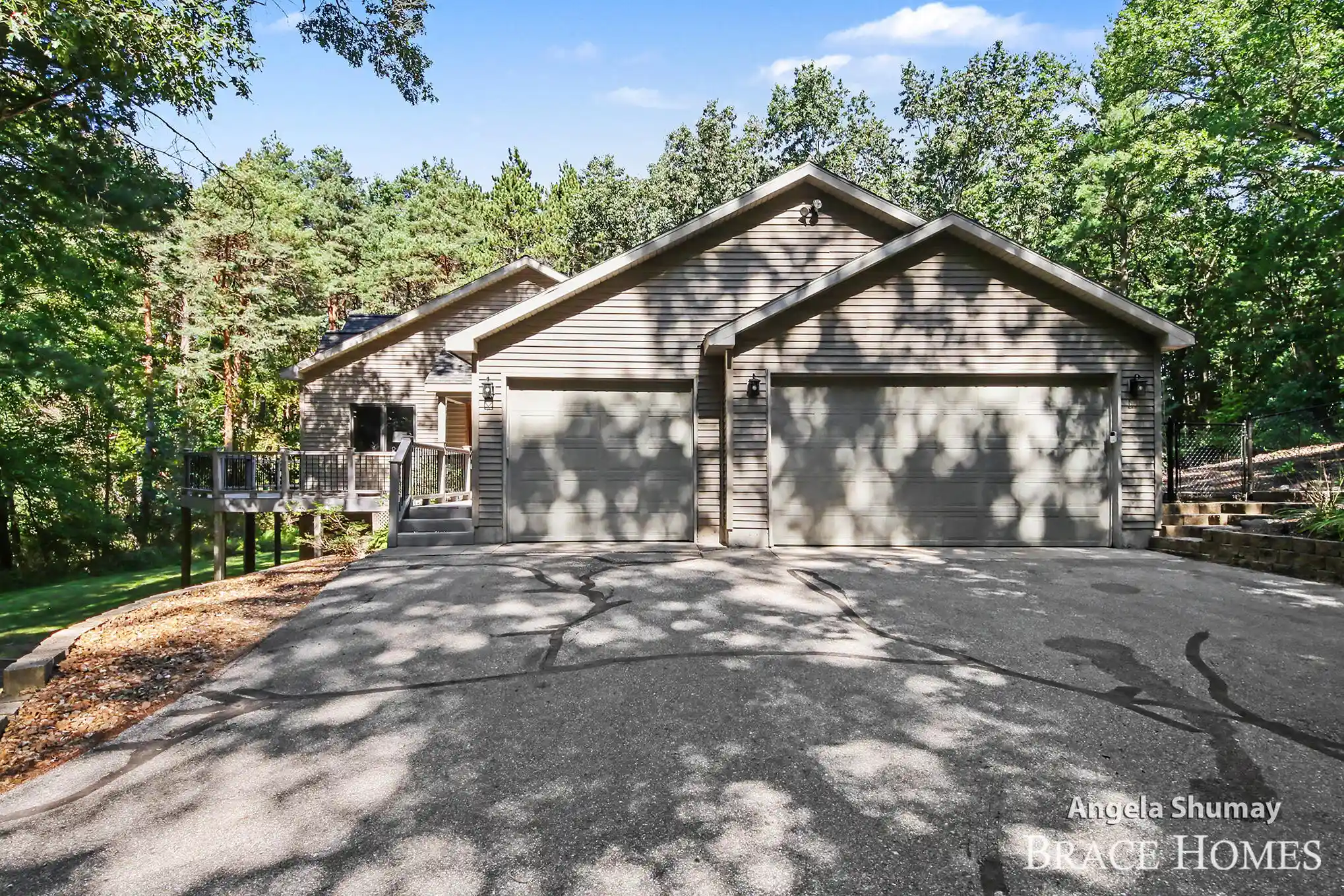 Photo 1 of Single family home for sale at 4661 Windcliff Dr Ne, Rockford, MI 49341 | MLS# 65026051283 | Listing updated on 2026-10-22