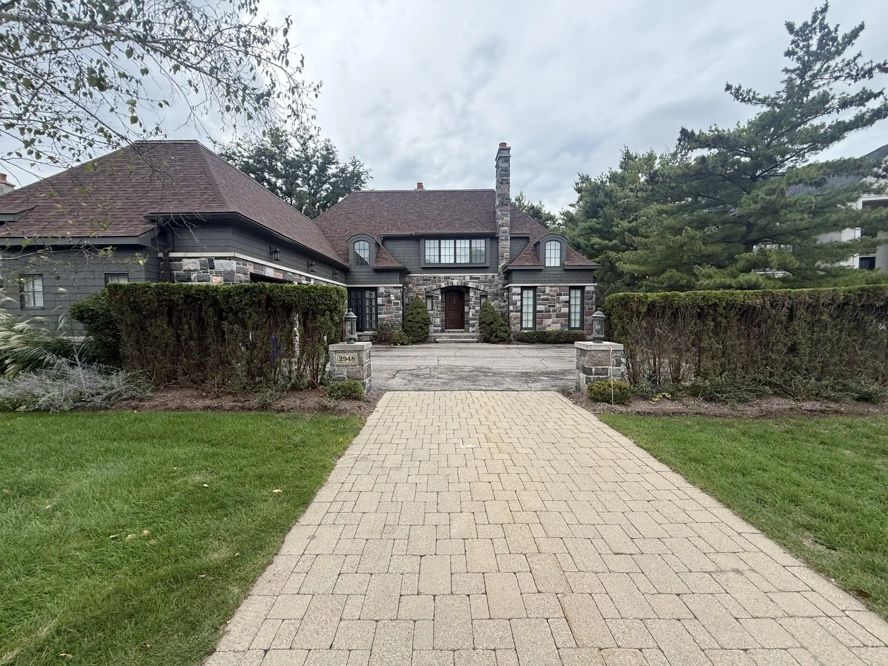 Photo 1 of Condo for sale at 2948 Turtle Pond Ct #29, Bloomfield Hills, MI 48302 | MLS# 81026051349 | Listing updated on 2026-10-19