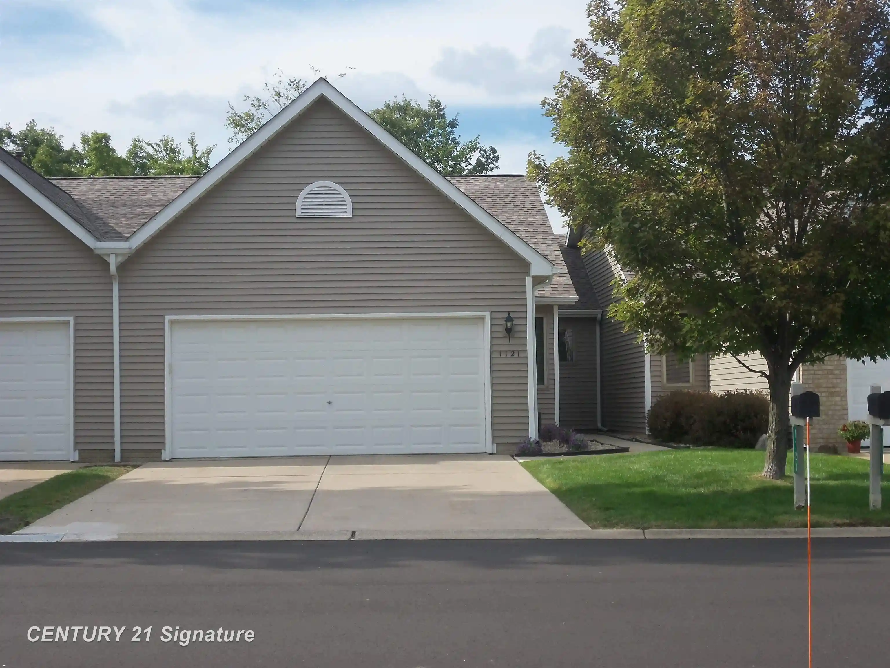 Condo for sale at 1121 Jenna Ln, Davison, MI 48423 | MLS# 5050223053