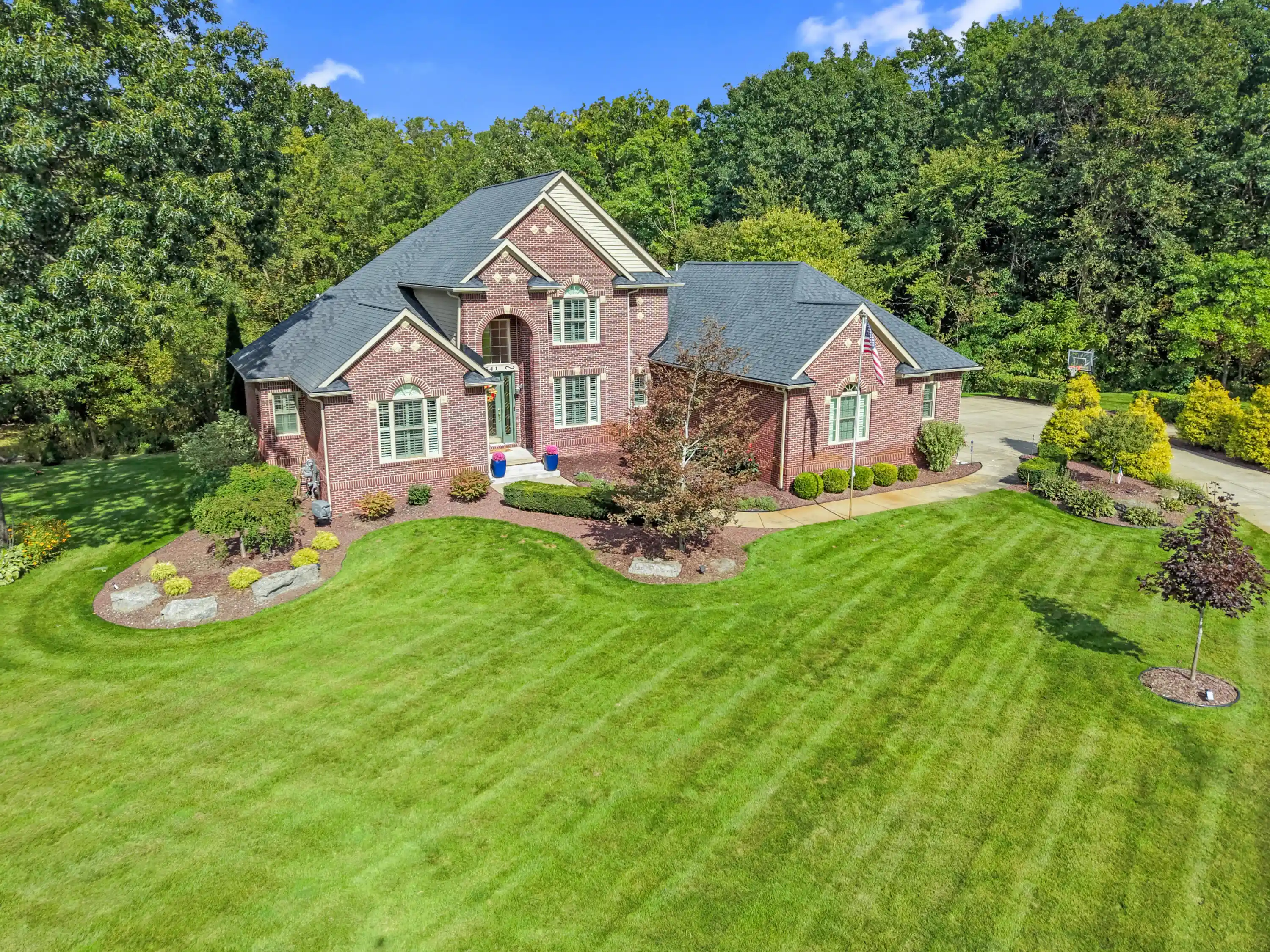 Photo 1 of Sale Pending at 8541 Lone Meadow Ct, Howell, MI 48843 | MLS# 81026051432 | Listing updated on 2026-10-15
